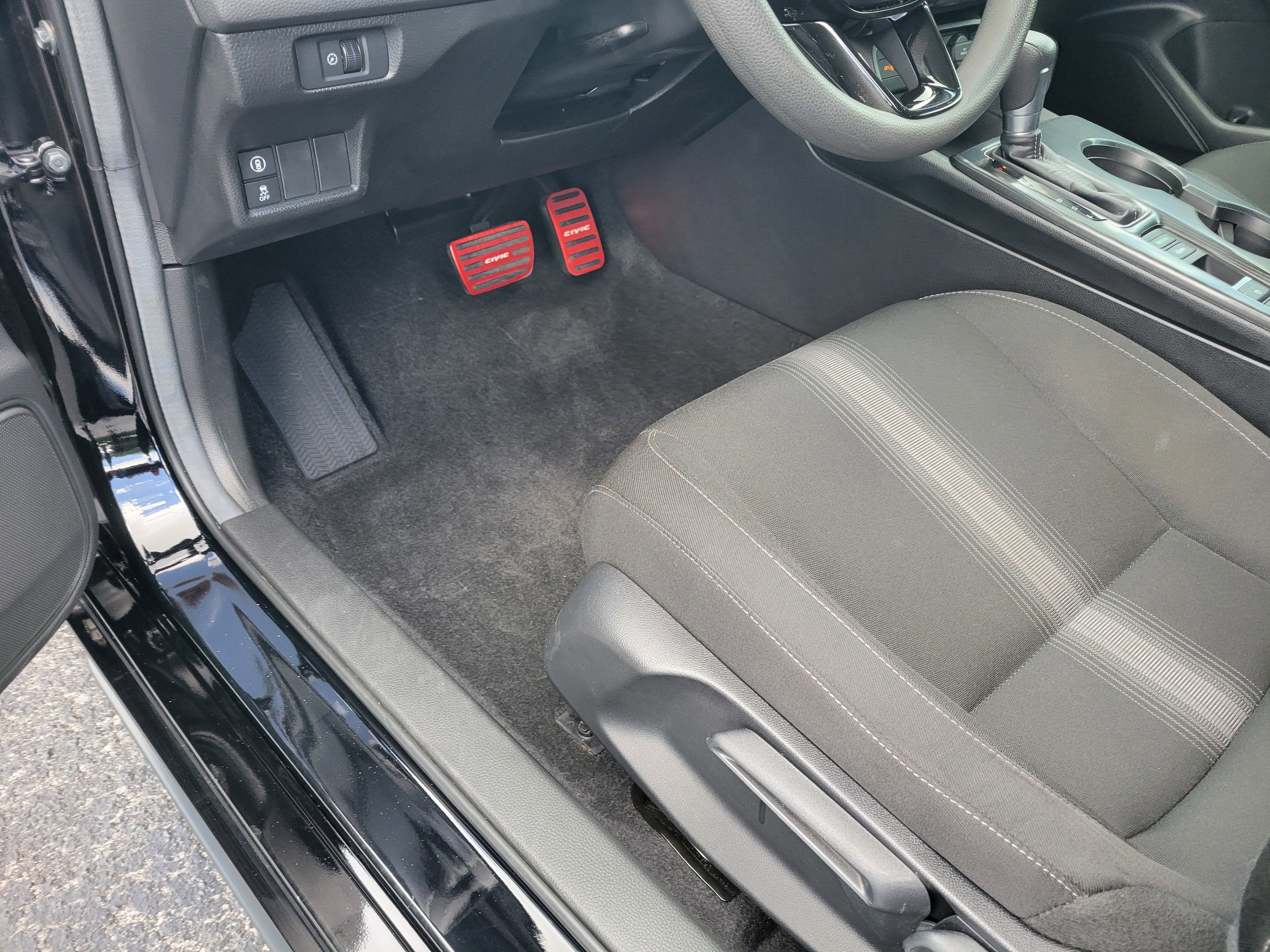 2024 Honda Civic Hatchback LX