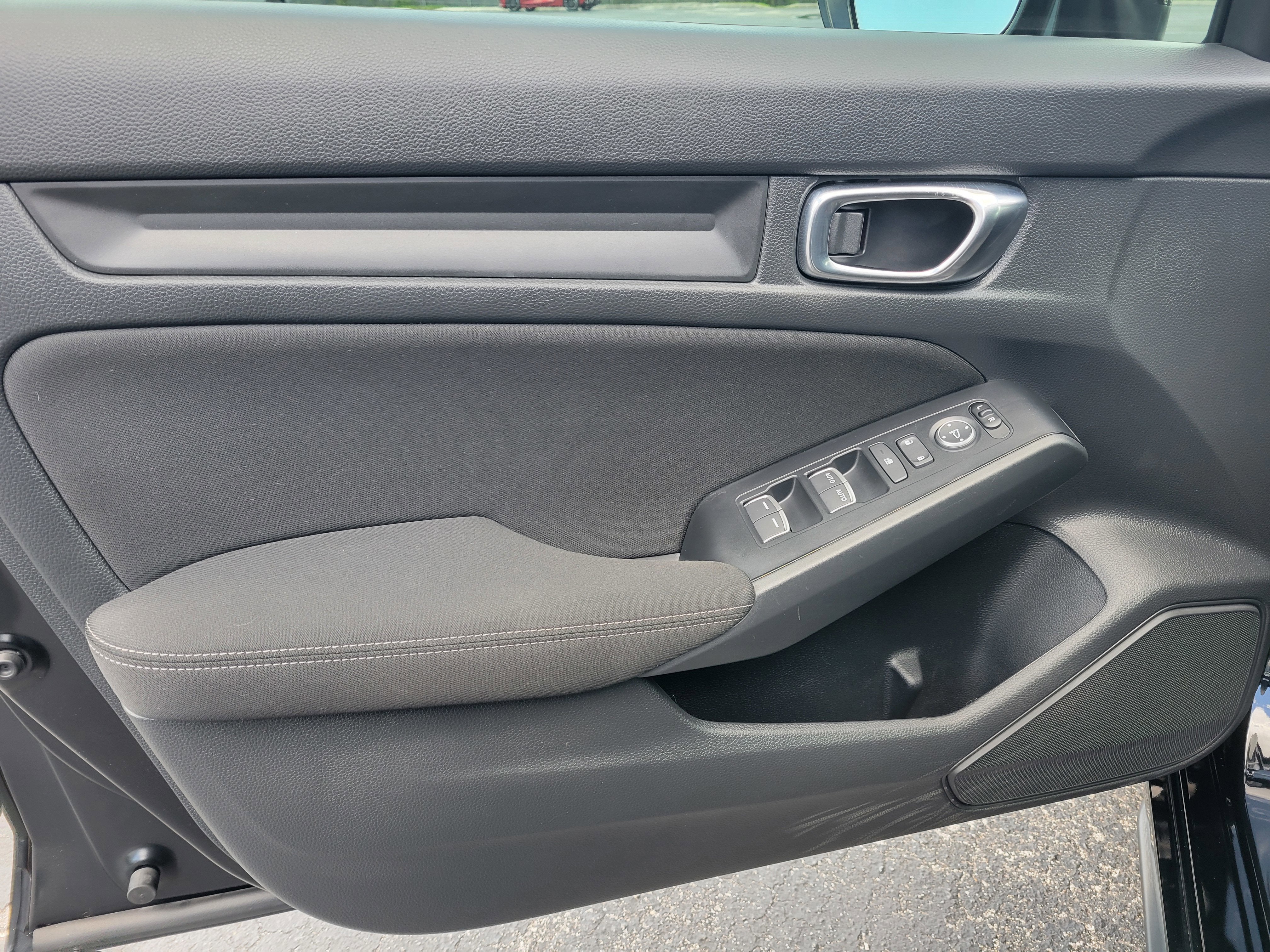 2024 Honda Civic Hatchback LX