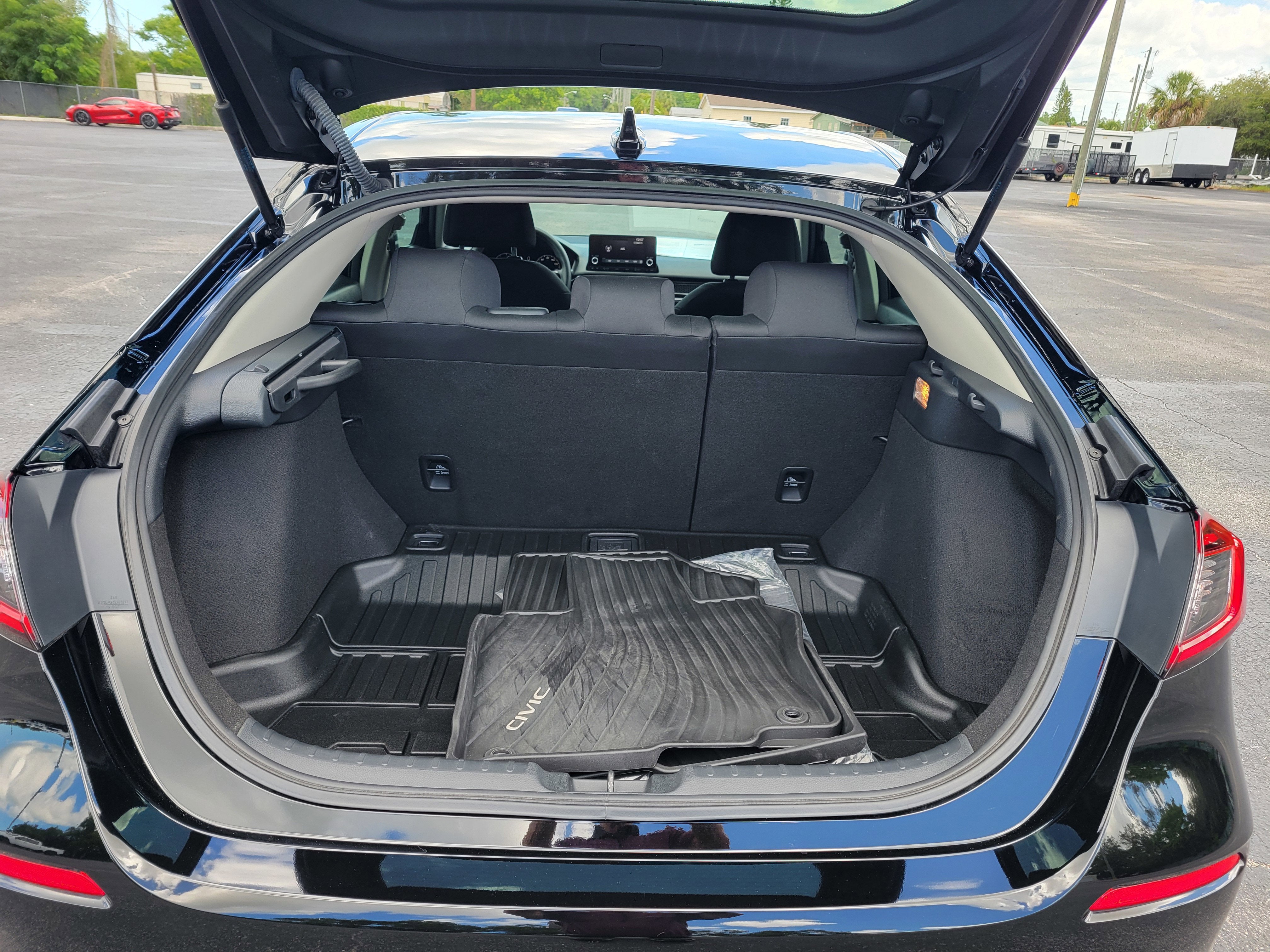 2024 Honda Civic Hatchback LX