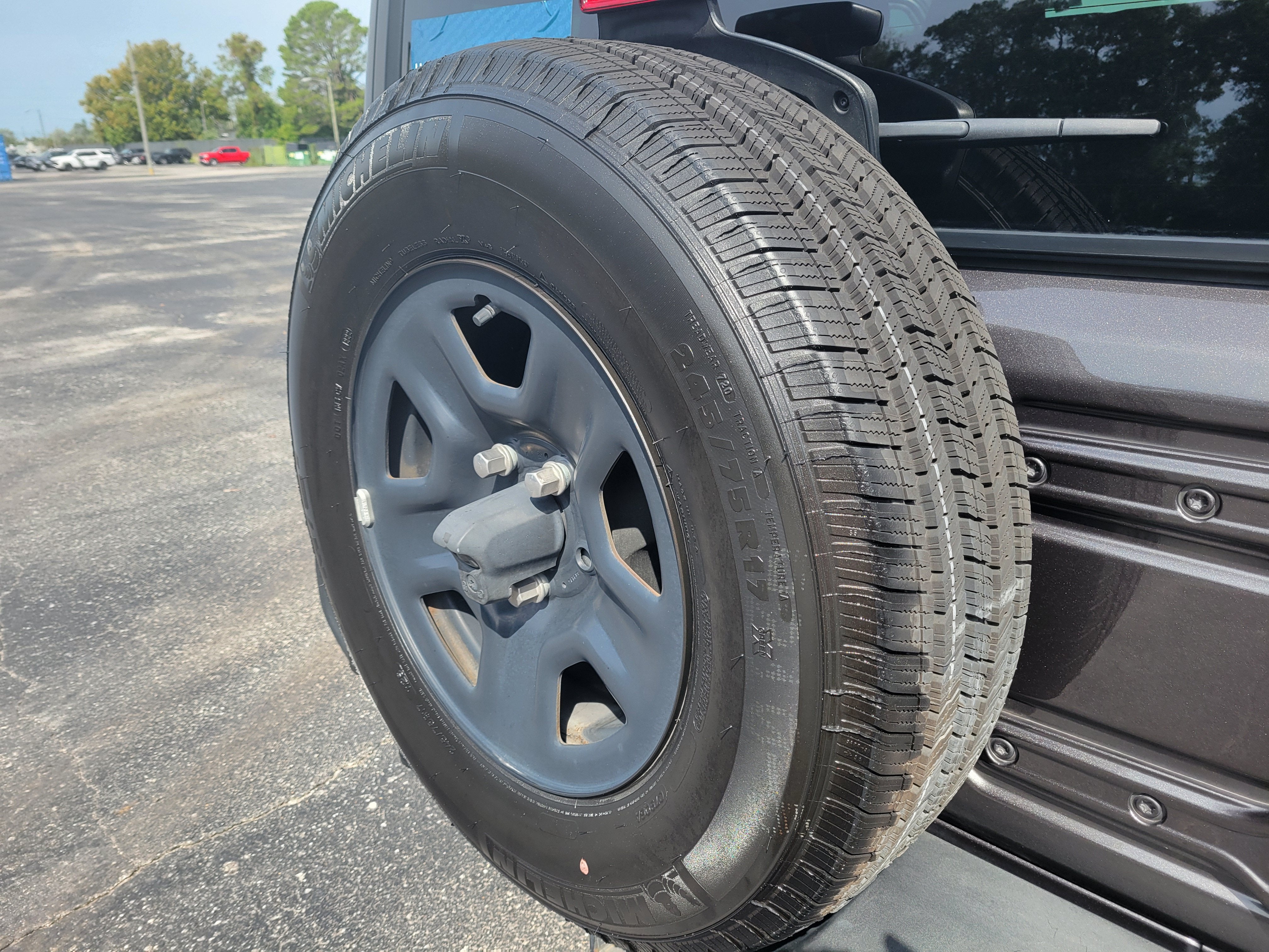 2022 Jeep Wrangler Sport - Photo 32
