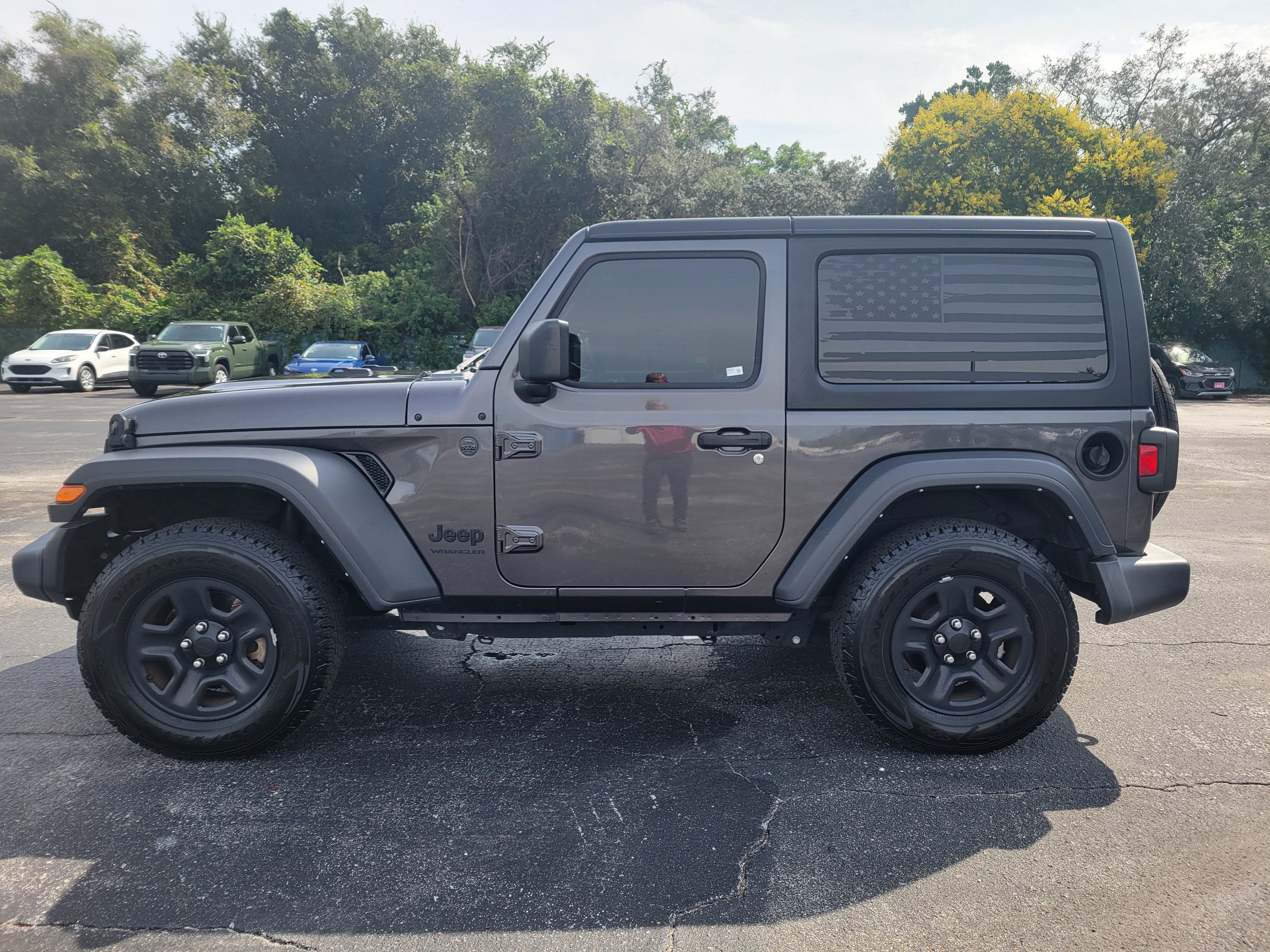 2022 Jeep Wrangler Sport - Photo 9
