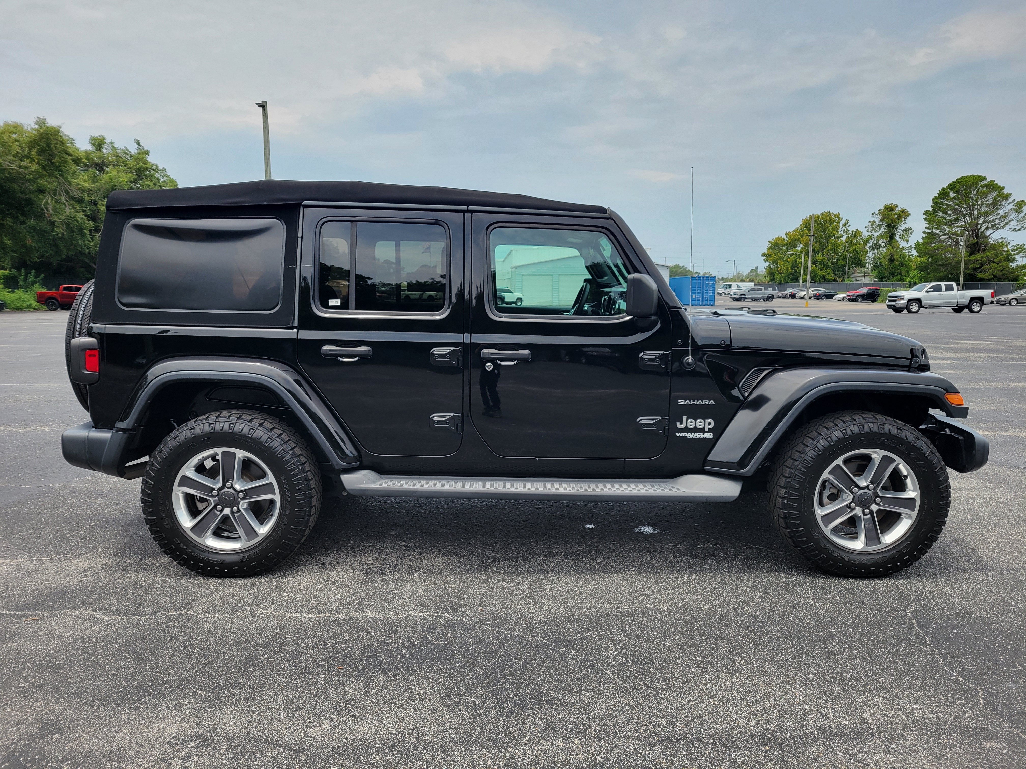 2020 Jeep Wrangler Unlimited Sahara