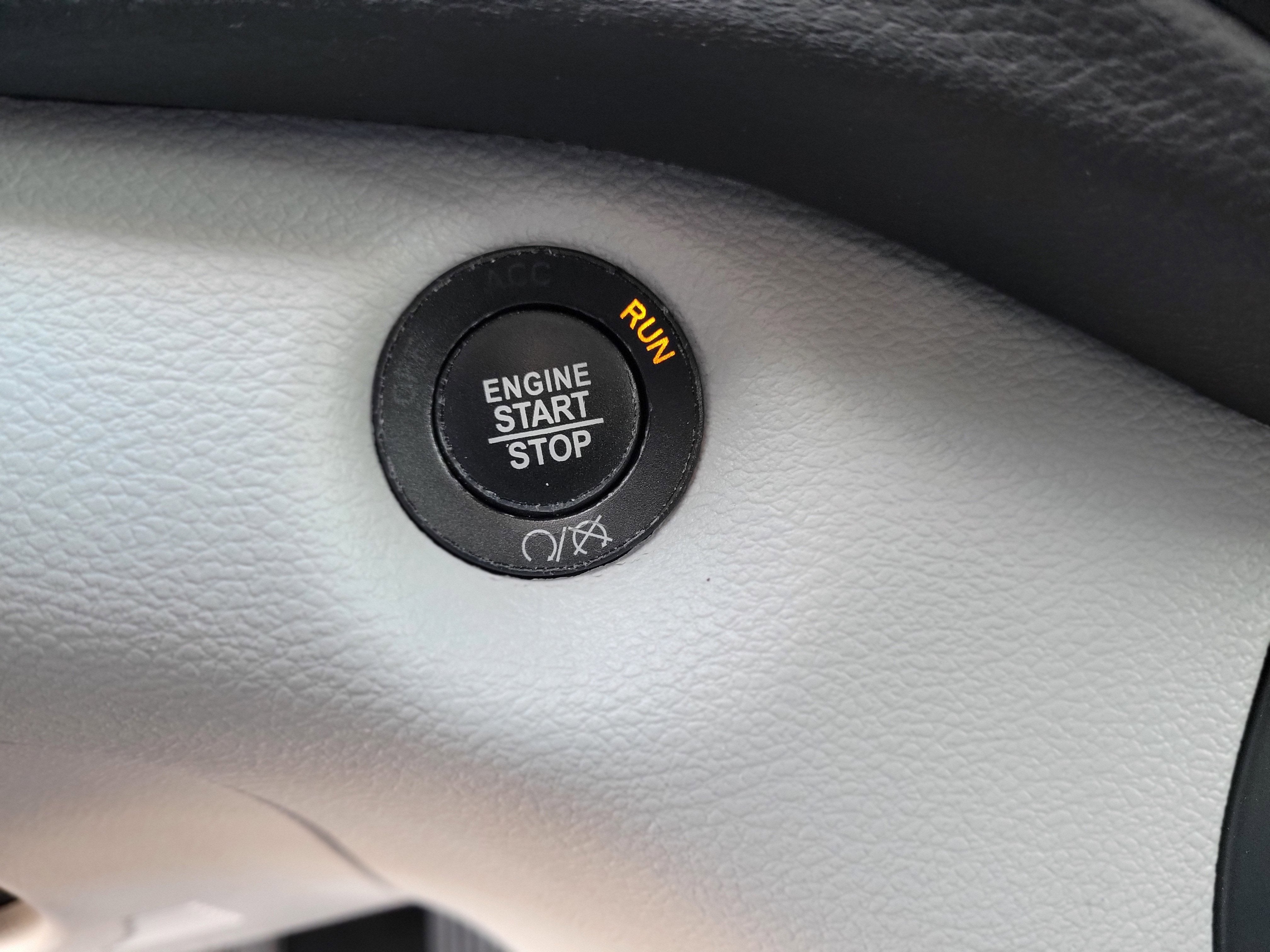 2020 Jeep Cherokee Limited FWD