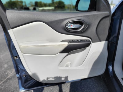 2020 Jeep Cherokee Limited FWD