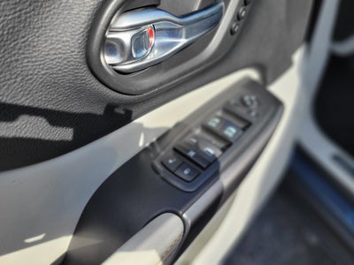 2020 Jeep Cherokee Limited FWD