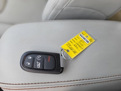 2020 Jeep Cherokee Limited FWD