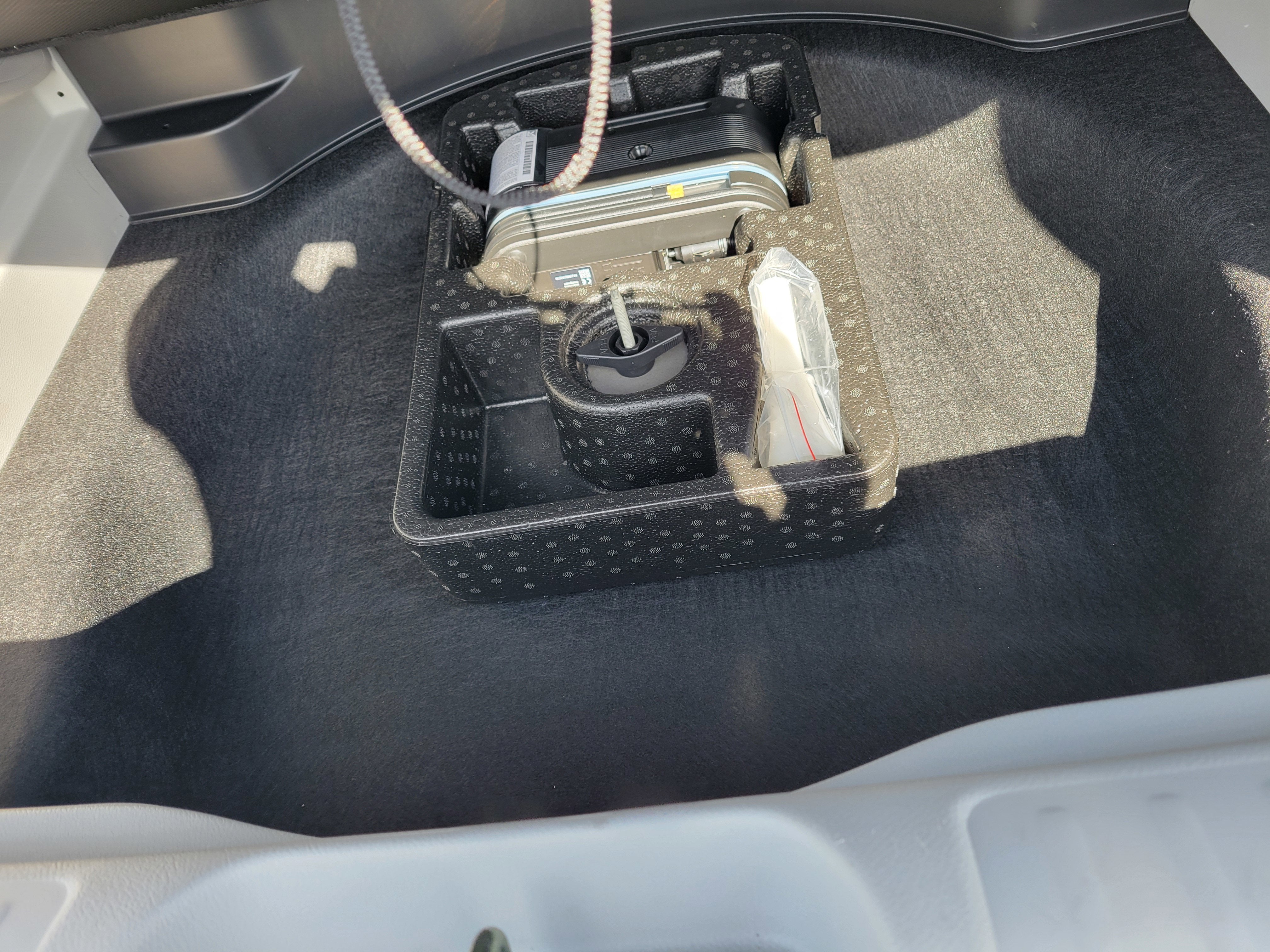 2020 Jeep Cherokee Limited FWD