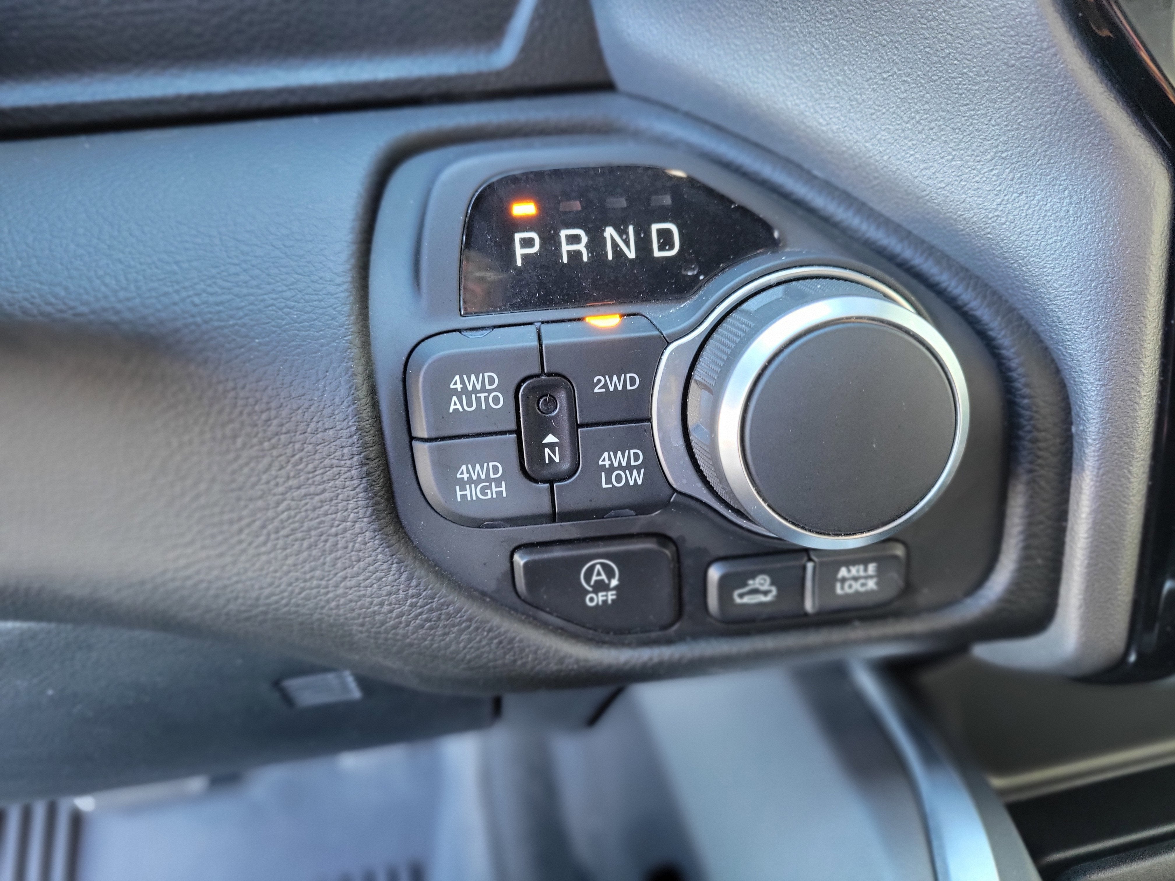 2025 RAM 1500 Big Horn Crew Cab 4x4 5'7" Box