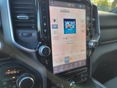 2025 RAM 1500 Big Horn Crew Cab 4x4 5'7" Box