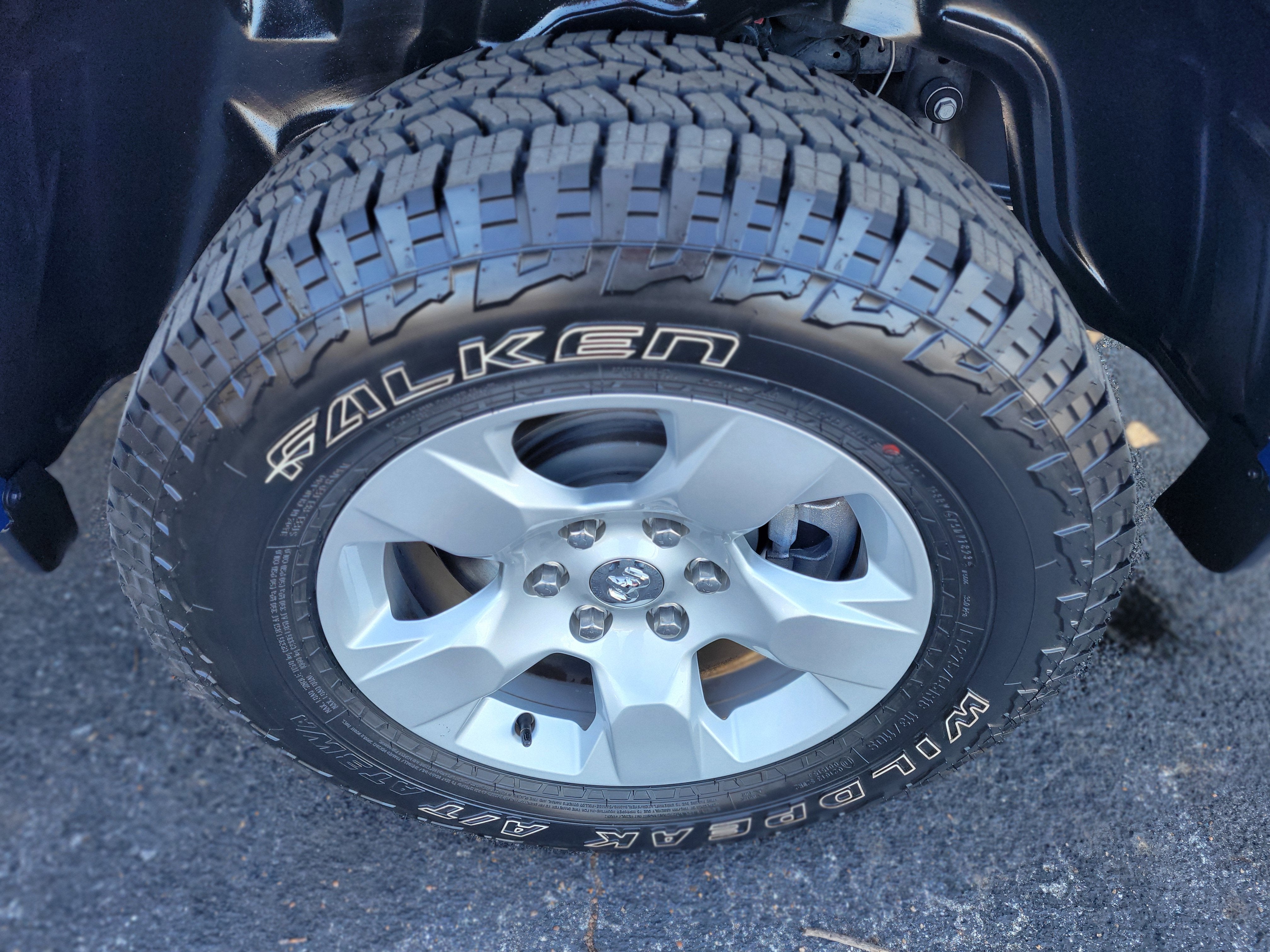 2025 RAM 1500 Big Horn Crew Cab 4x4 5'7" Box