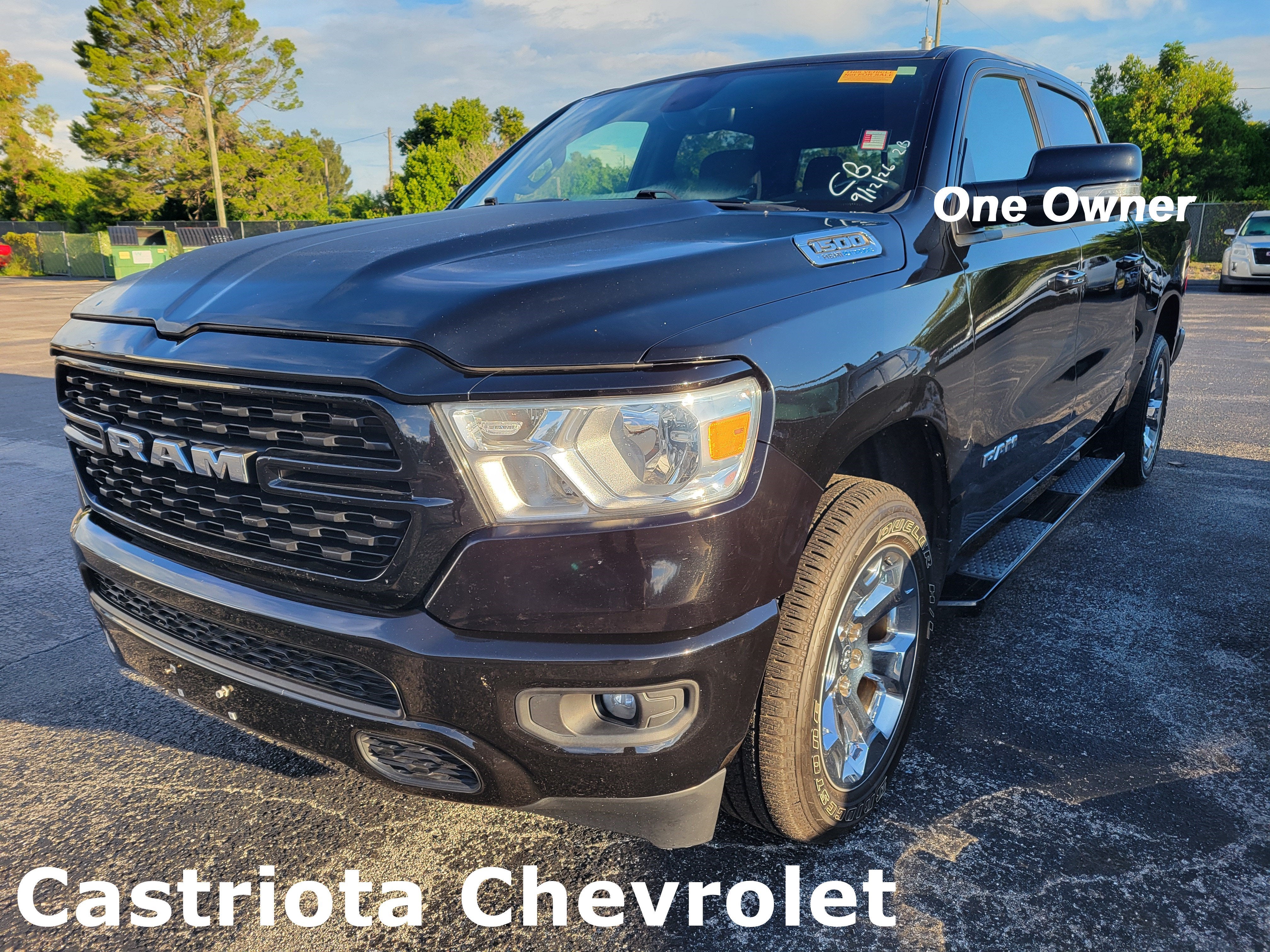 2022 RAM 1500 Big Horn Crew Cab 4x4 5'7" Box
