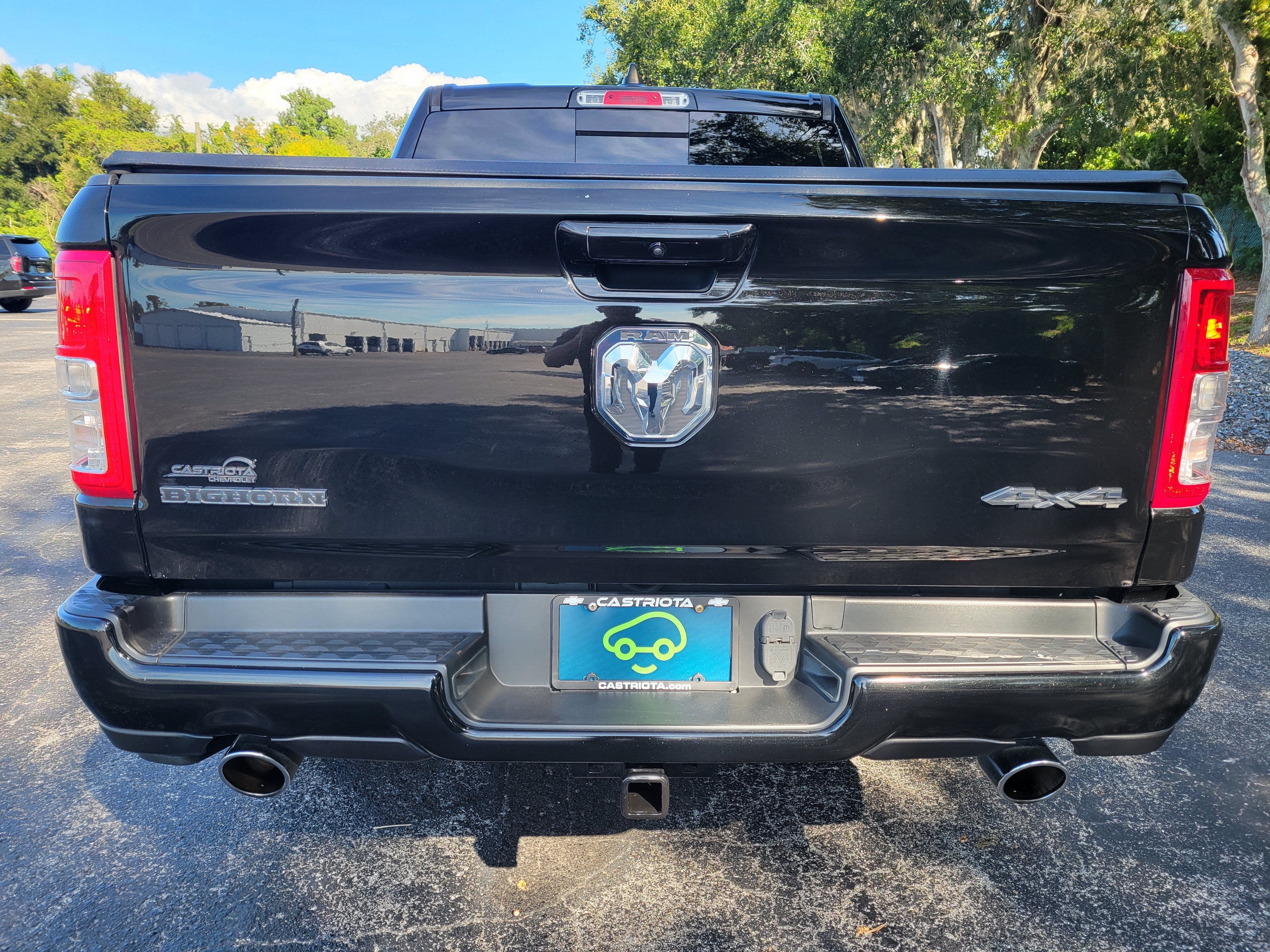 2022 RAM 1500 Big Horn Crew Cab 4x4 5'7" Box