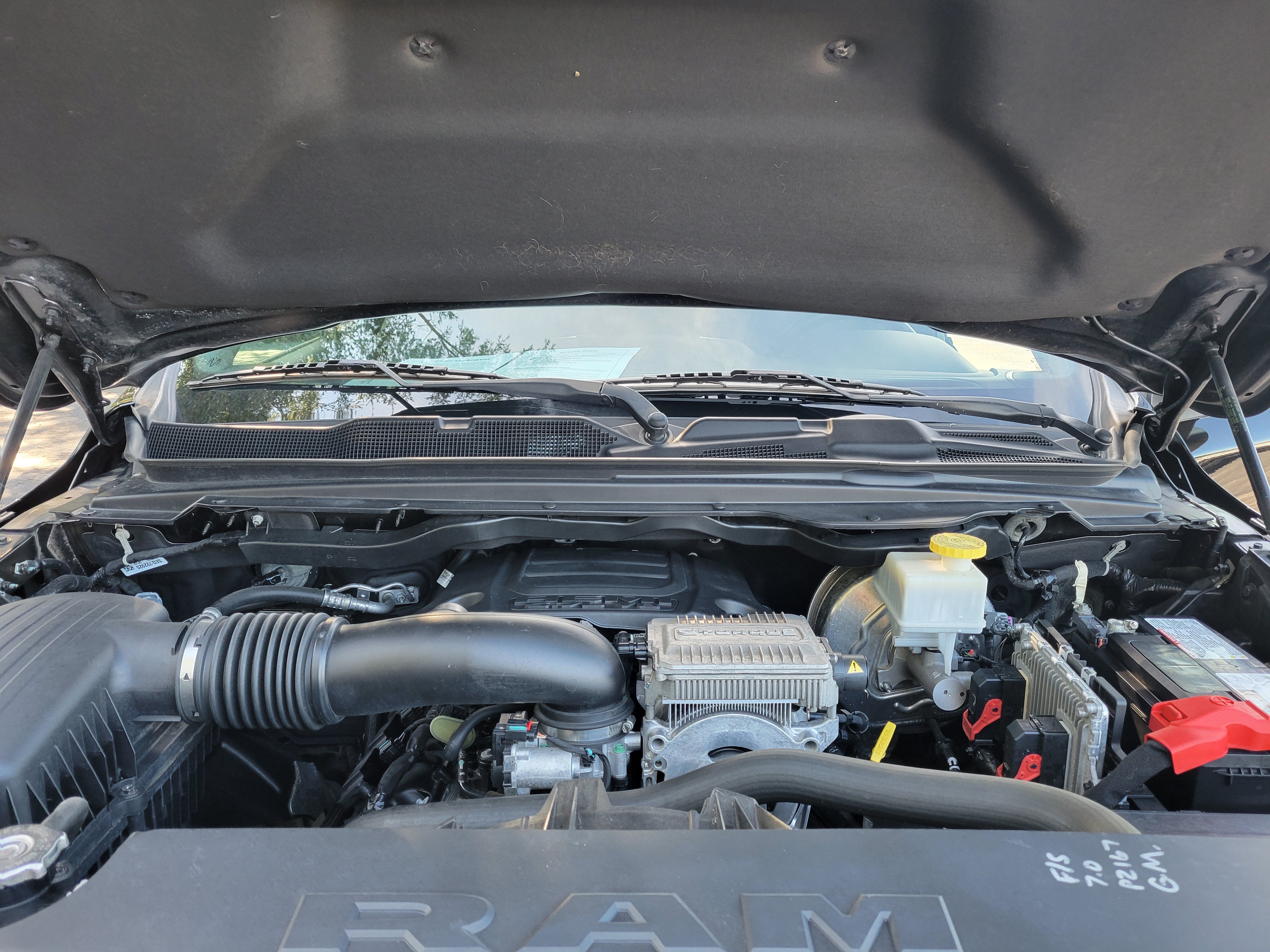 2022 RAM 1500 Big Horn Crew Cab 4x4 5'7" Box