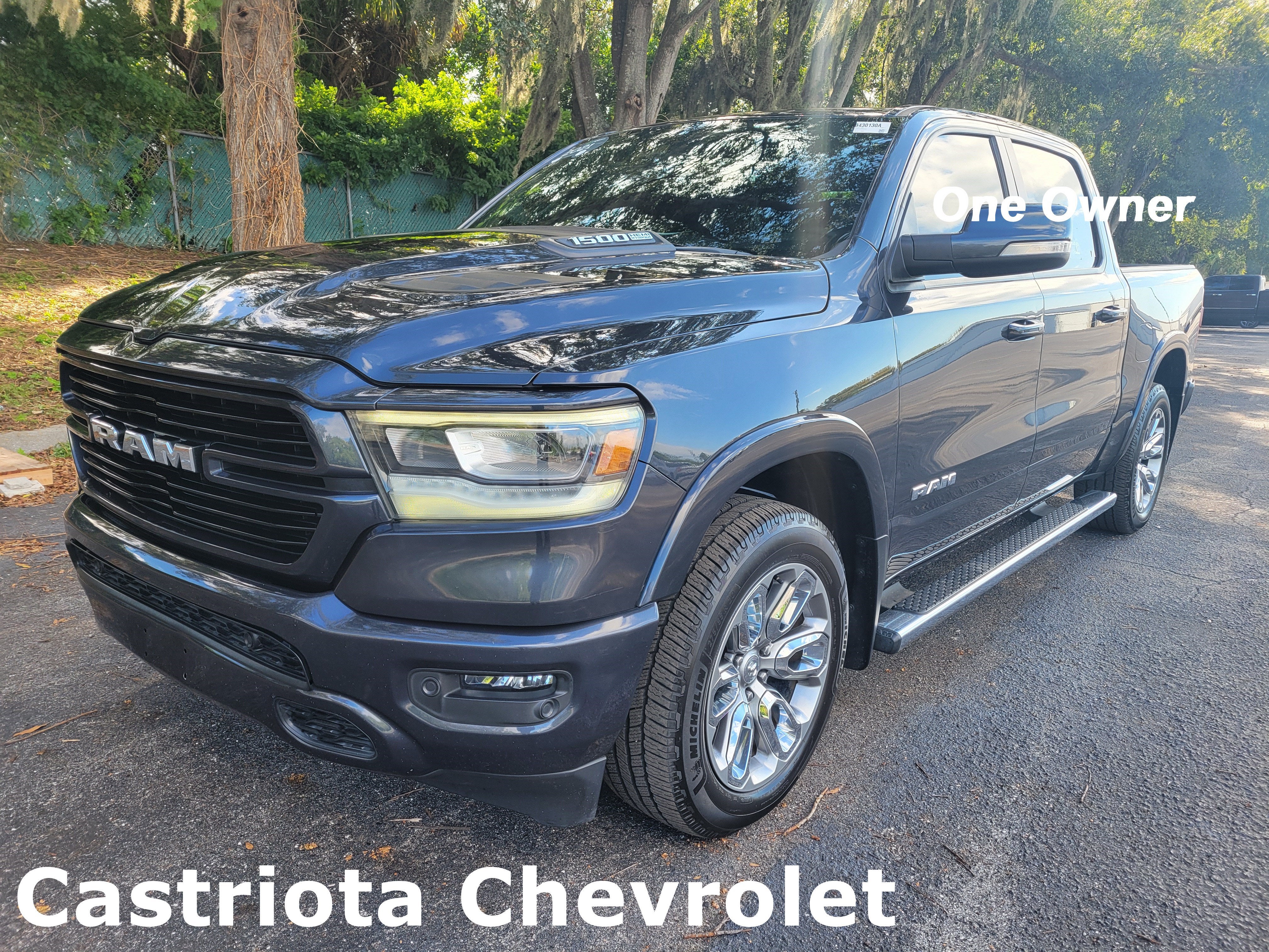 2021 RAM 1500 Laramie Crew Cab 4x4 5'7" Box