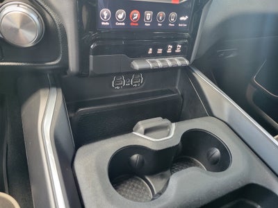 2021 RAM 1500 Laramie Crew Cab 4x4 5'7" Box