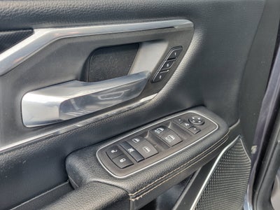 2021 RAM 1500 Laramie Crew Cab 4x4 5'7" Box