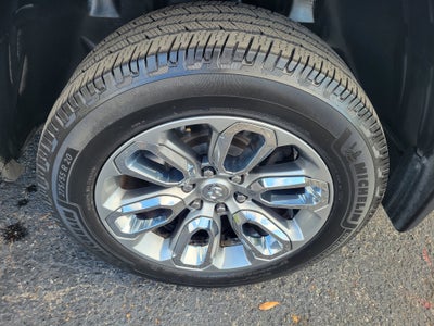 2021 RAM 1500 Laramie Crew Cab 4x4 5'7" Box