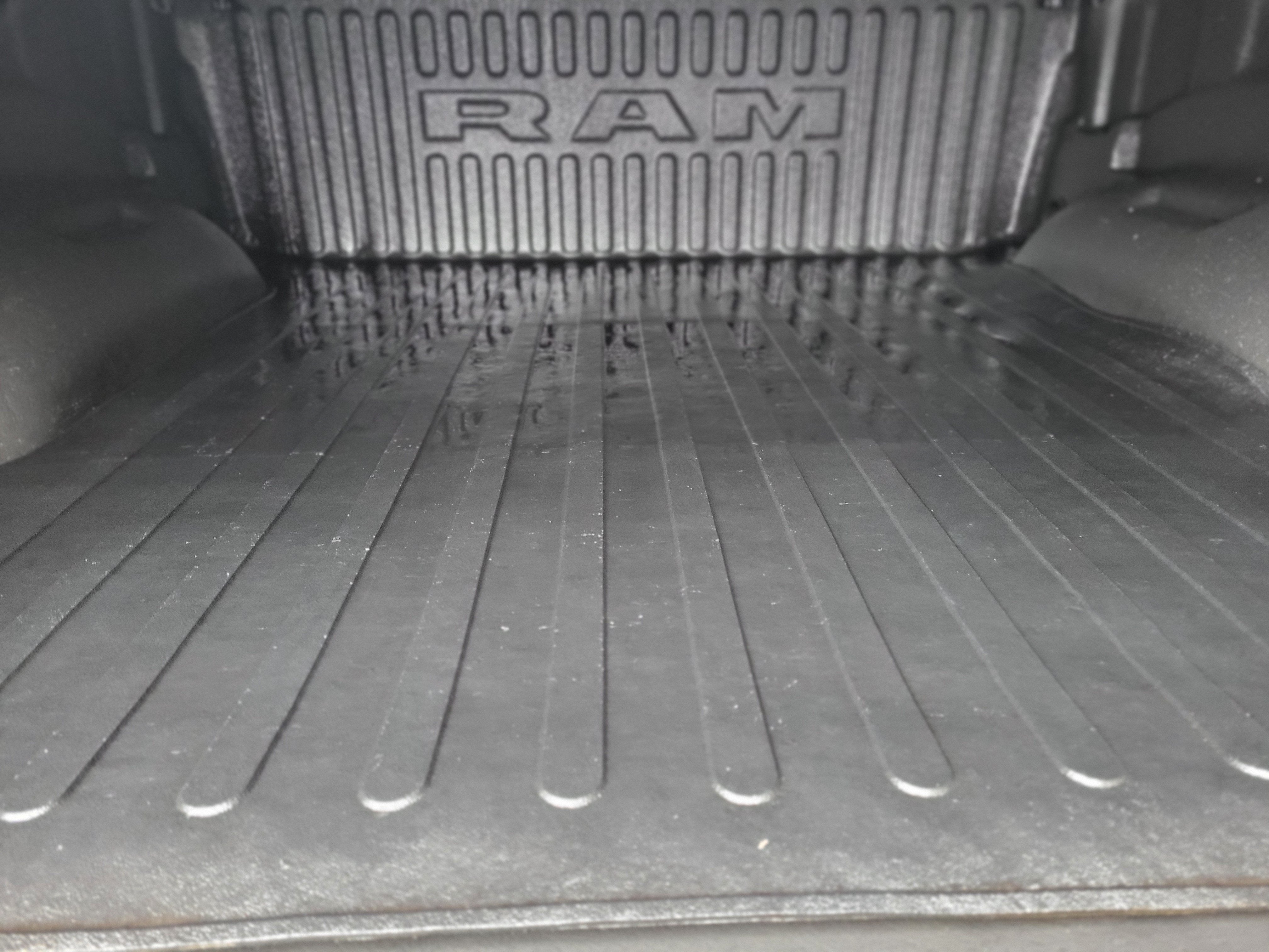 2022 RAM Ram 1500 Pickup Laramie - Photo 11