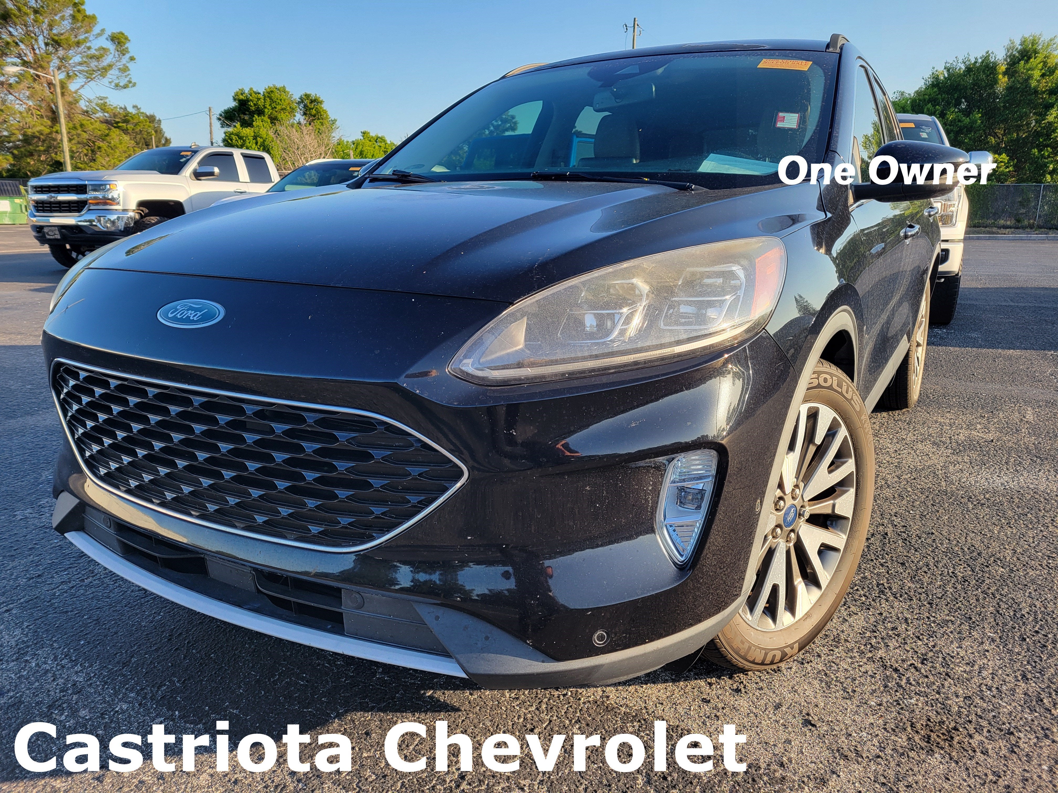 2020 Ford Escape Titanium Hybrid