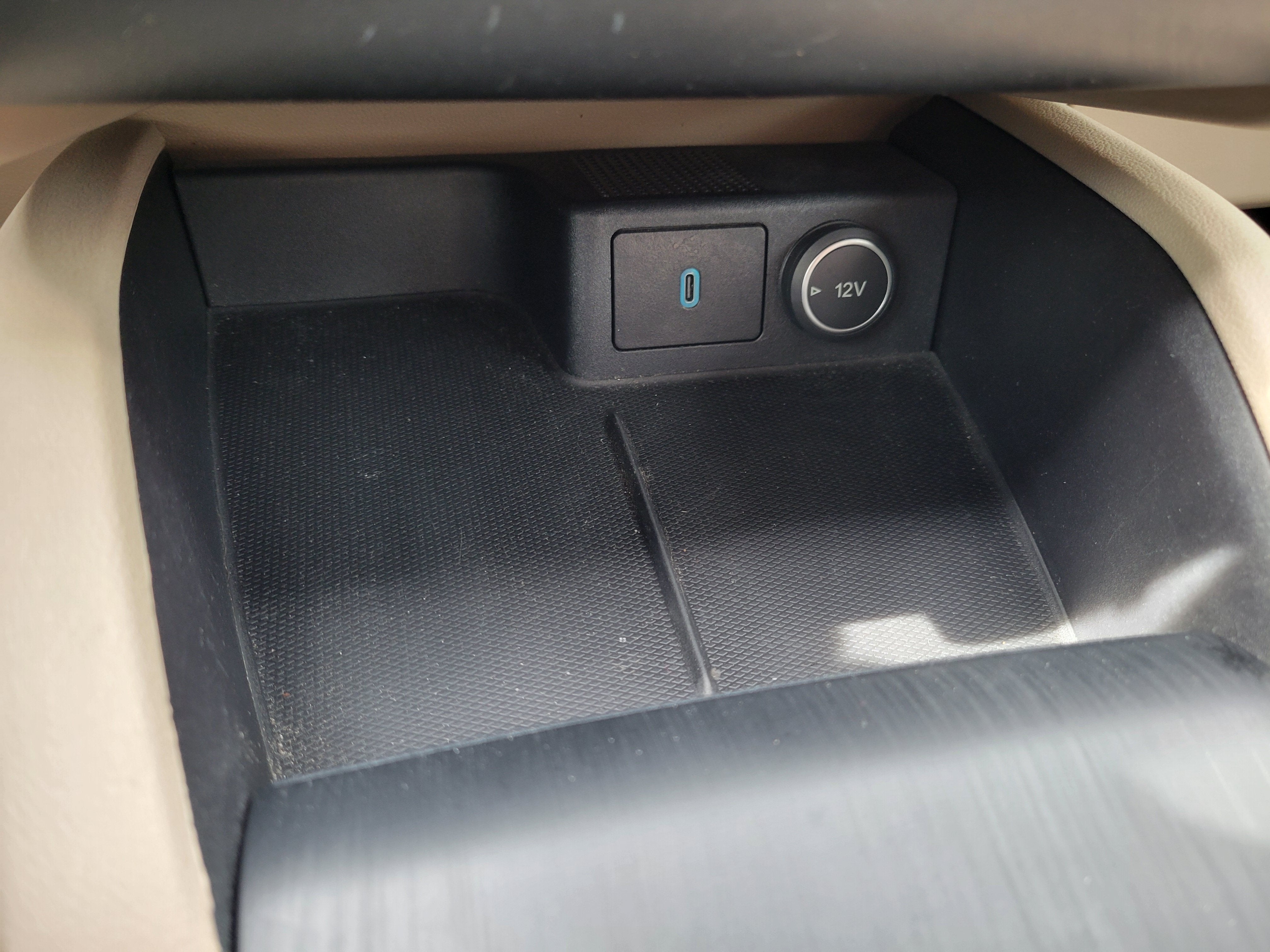 2020 Ford Escape Titanium Hybrid