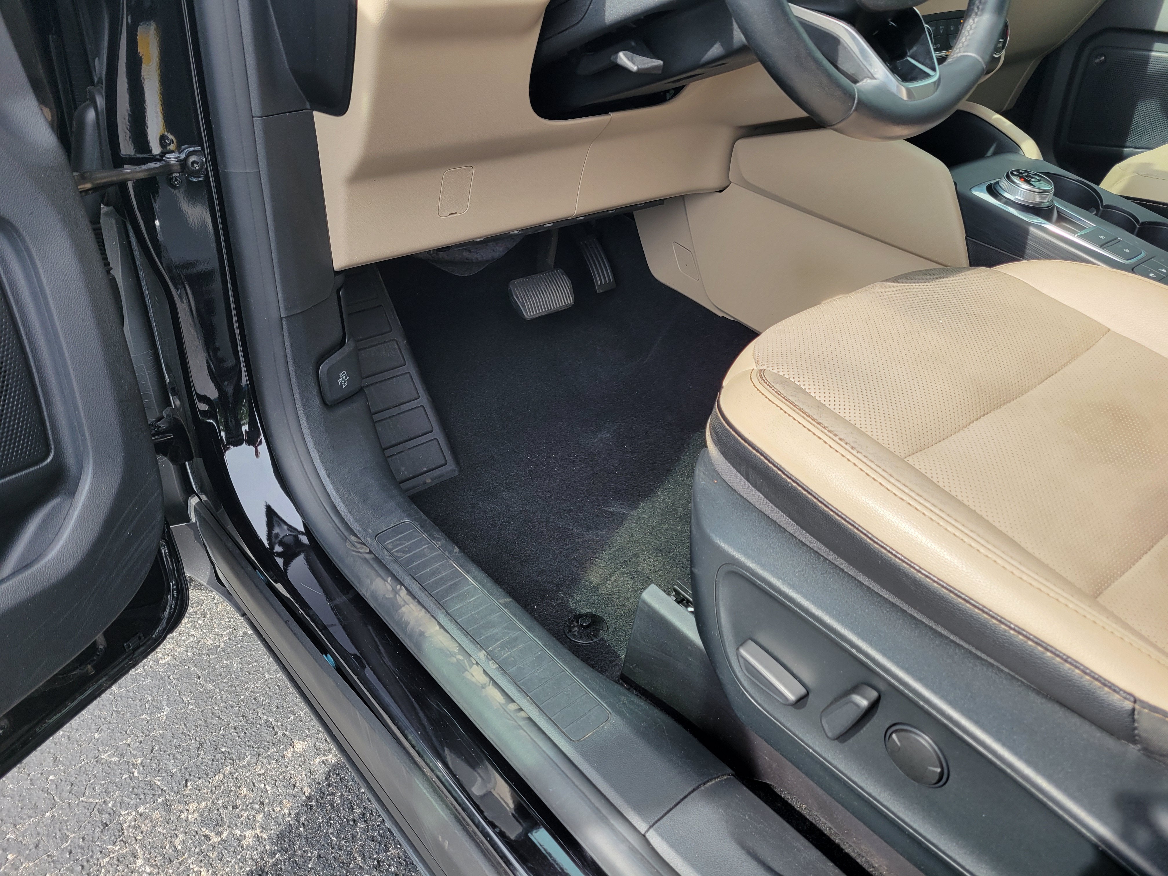 2020 Ford Escape Titanium Hybrid