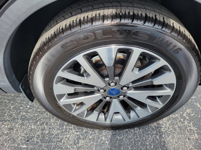 2020 Ford Escape Titanium Hybrid