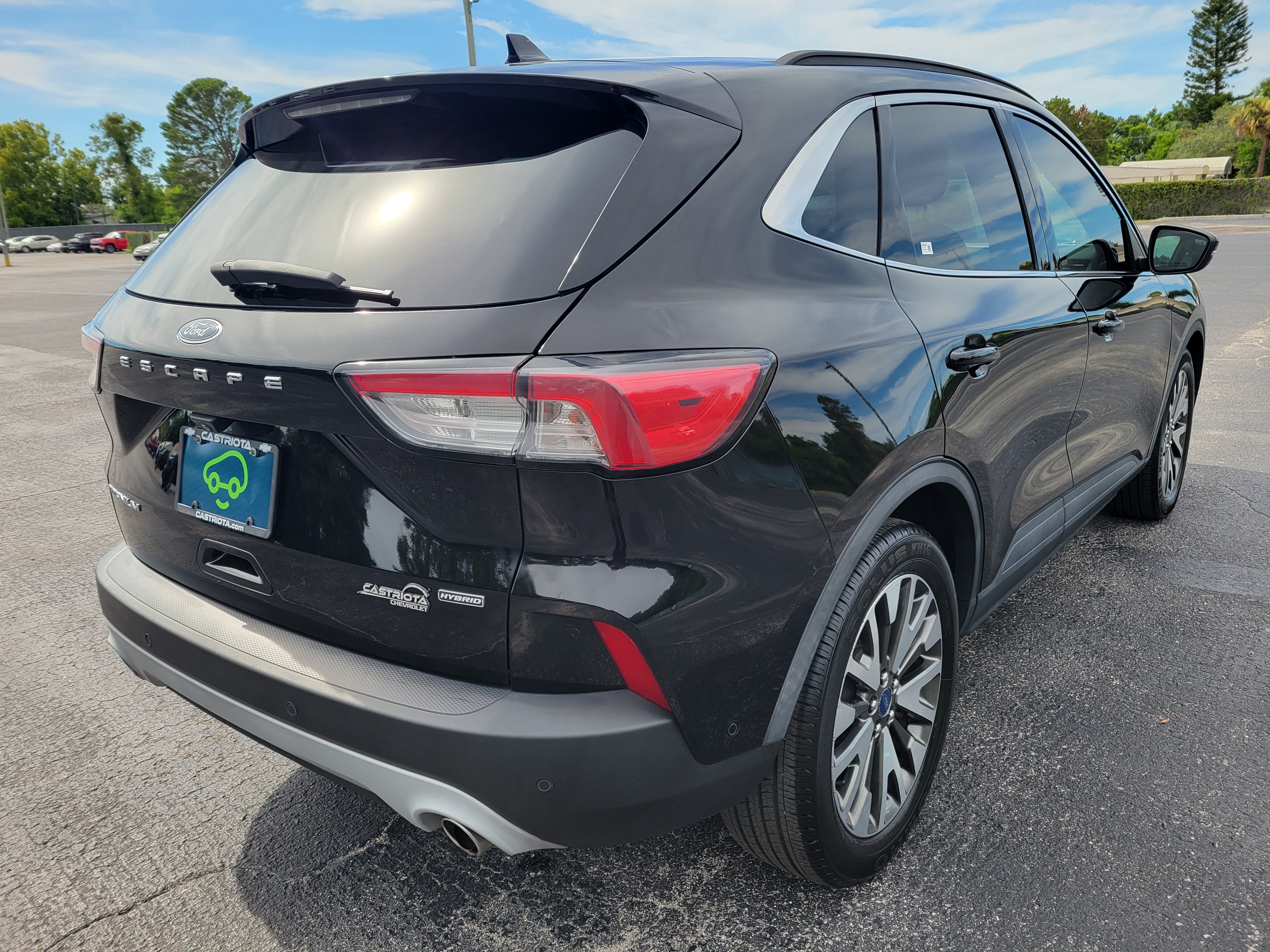 2020 Ford Escape Titanium Hybrid