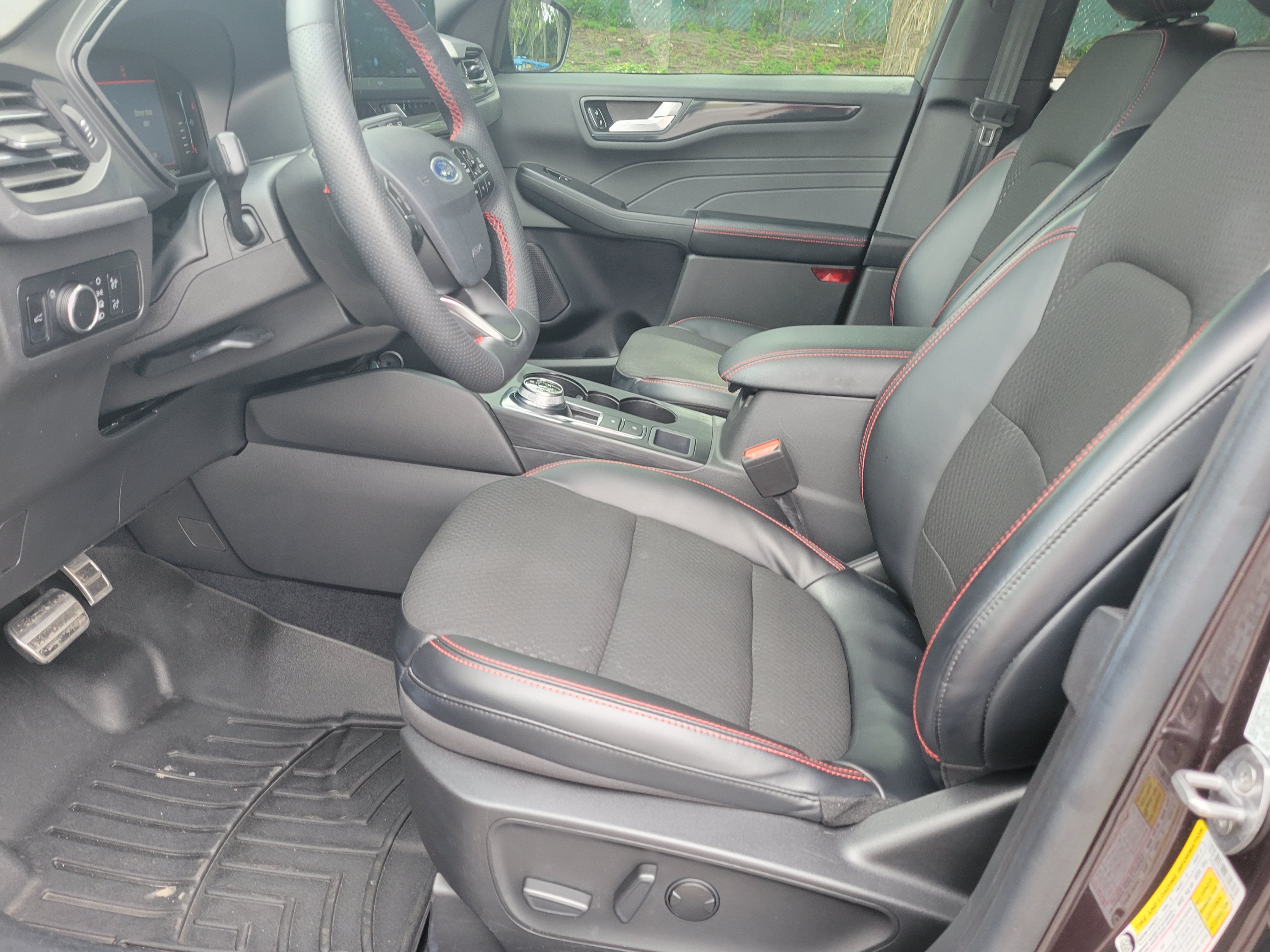 2023 Ford Escape ST-Line - Photo 31