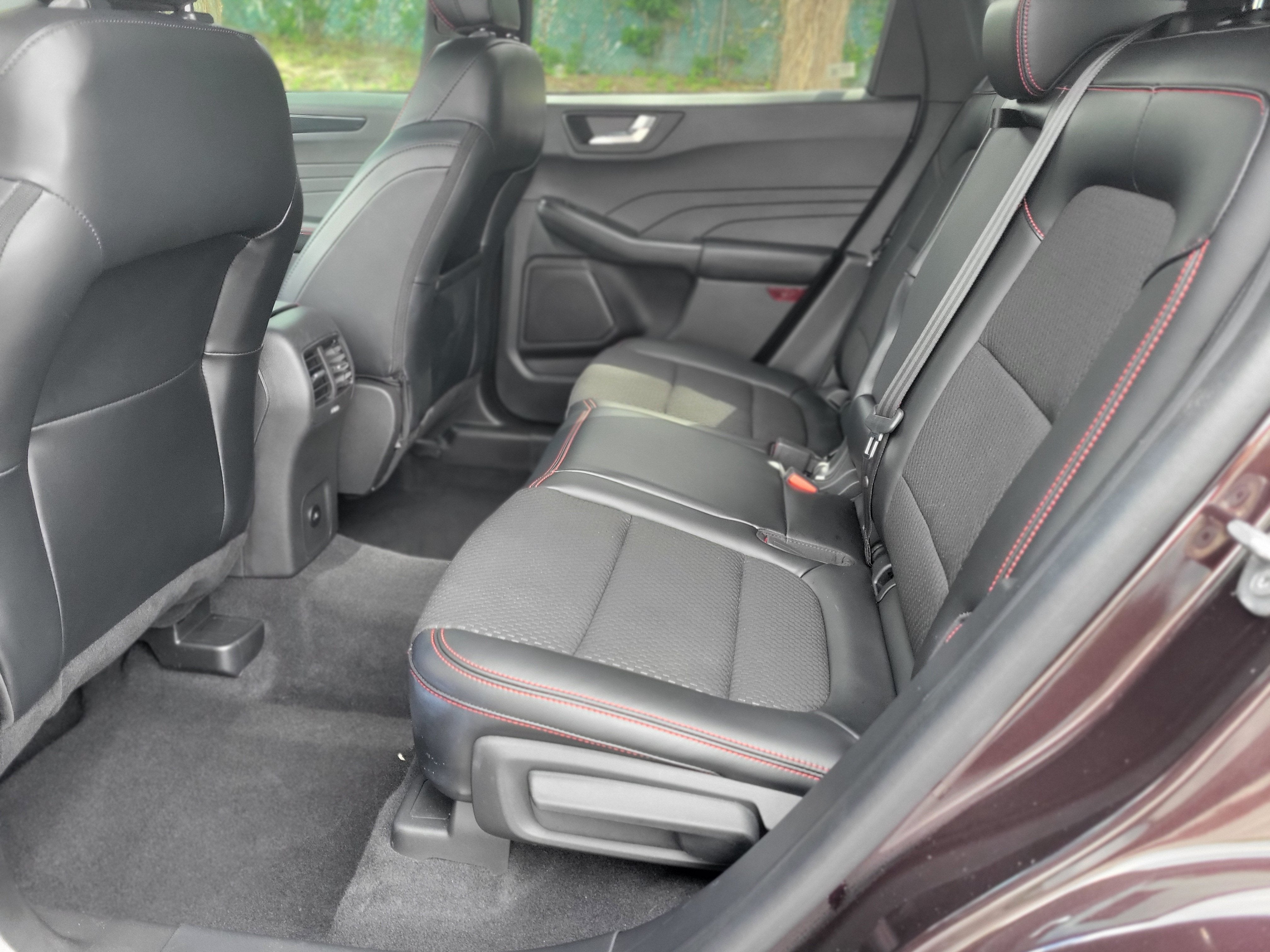 2023 Ford Escape ST-Line - Photo 33