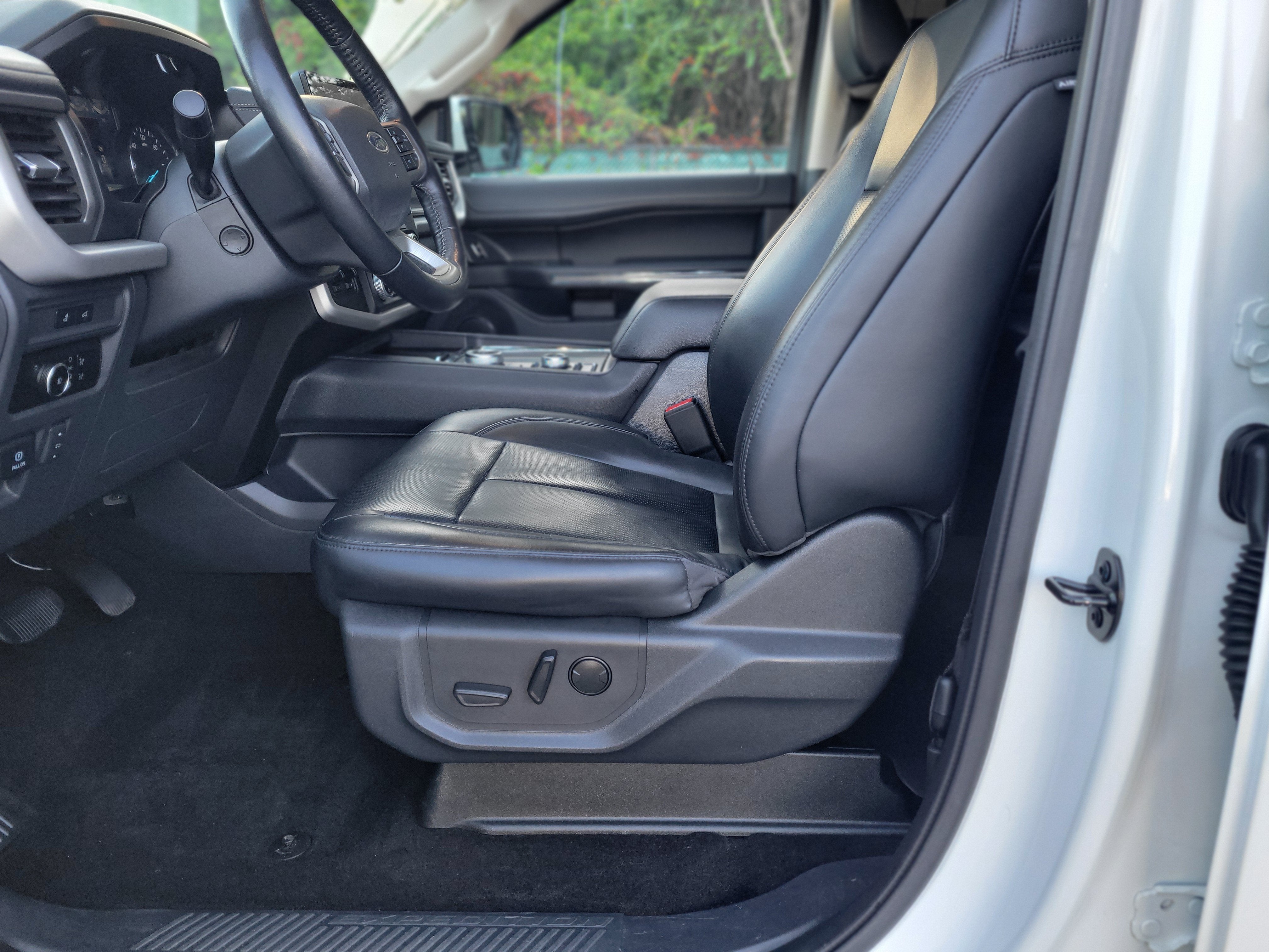 2023 Ford Expedition XLT MAX