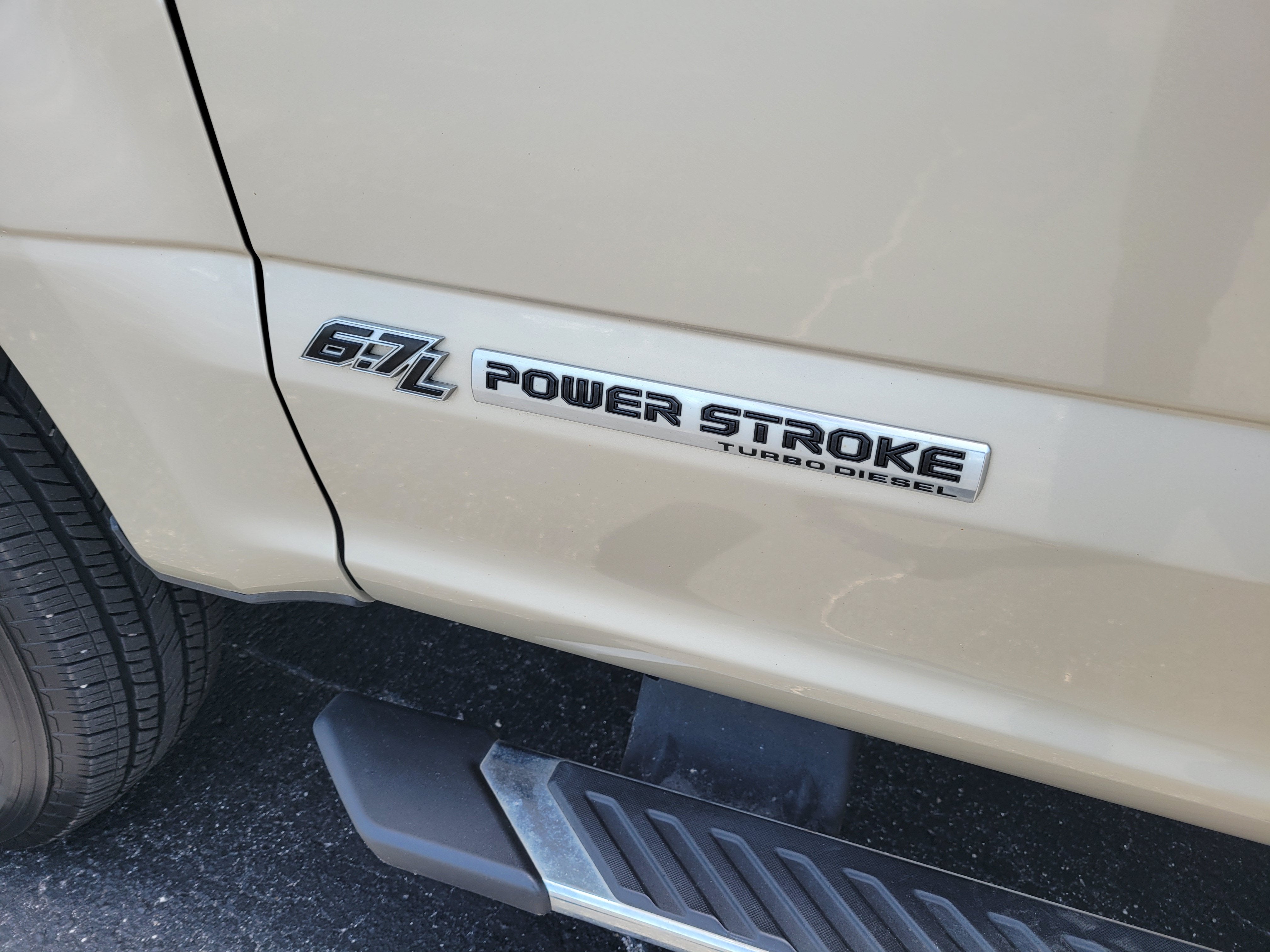 2017 Ford F-350 LARIAT