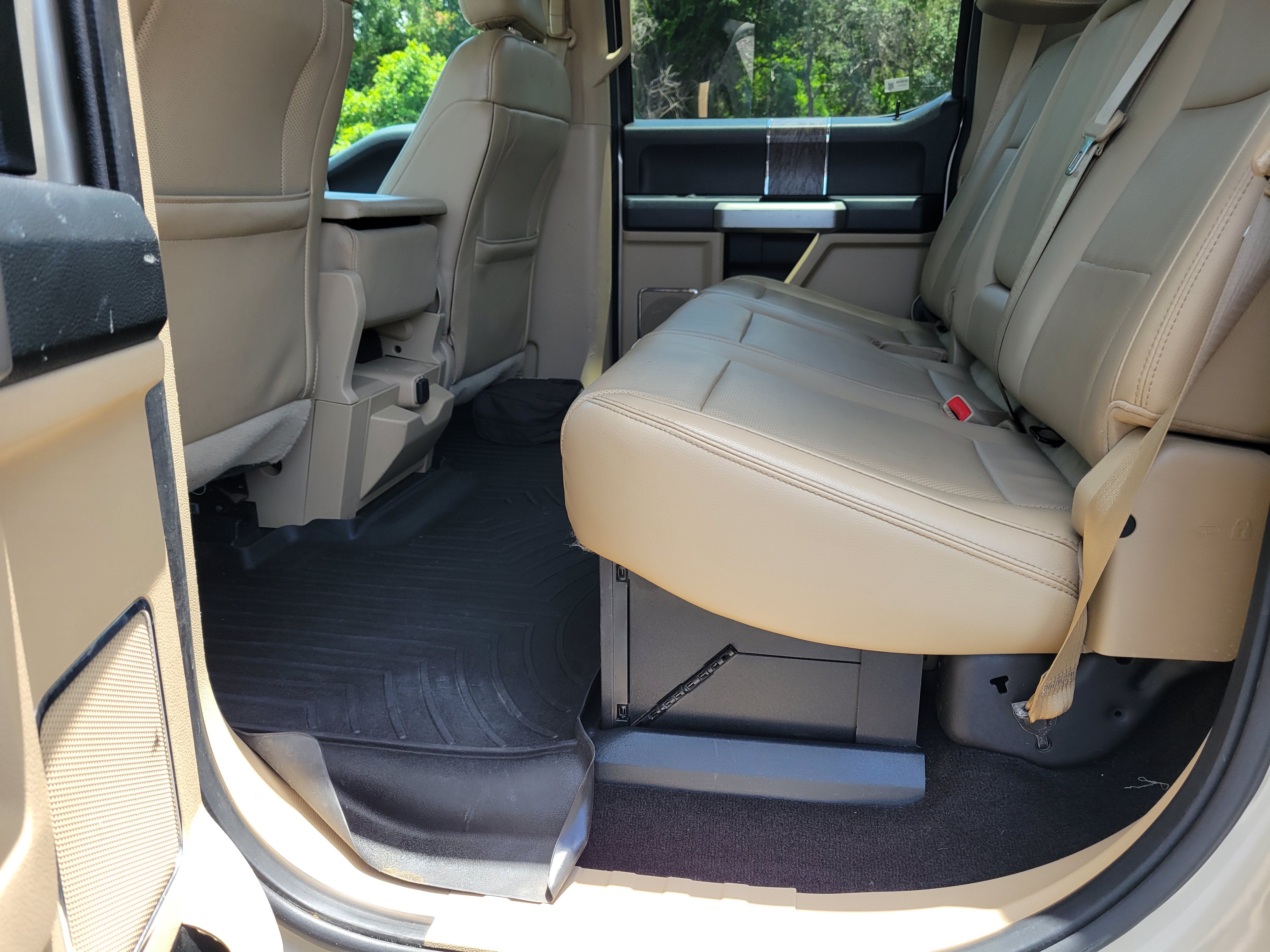2017 Ford F-350 LARIAT