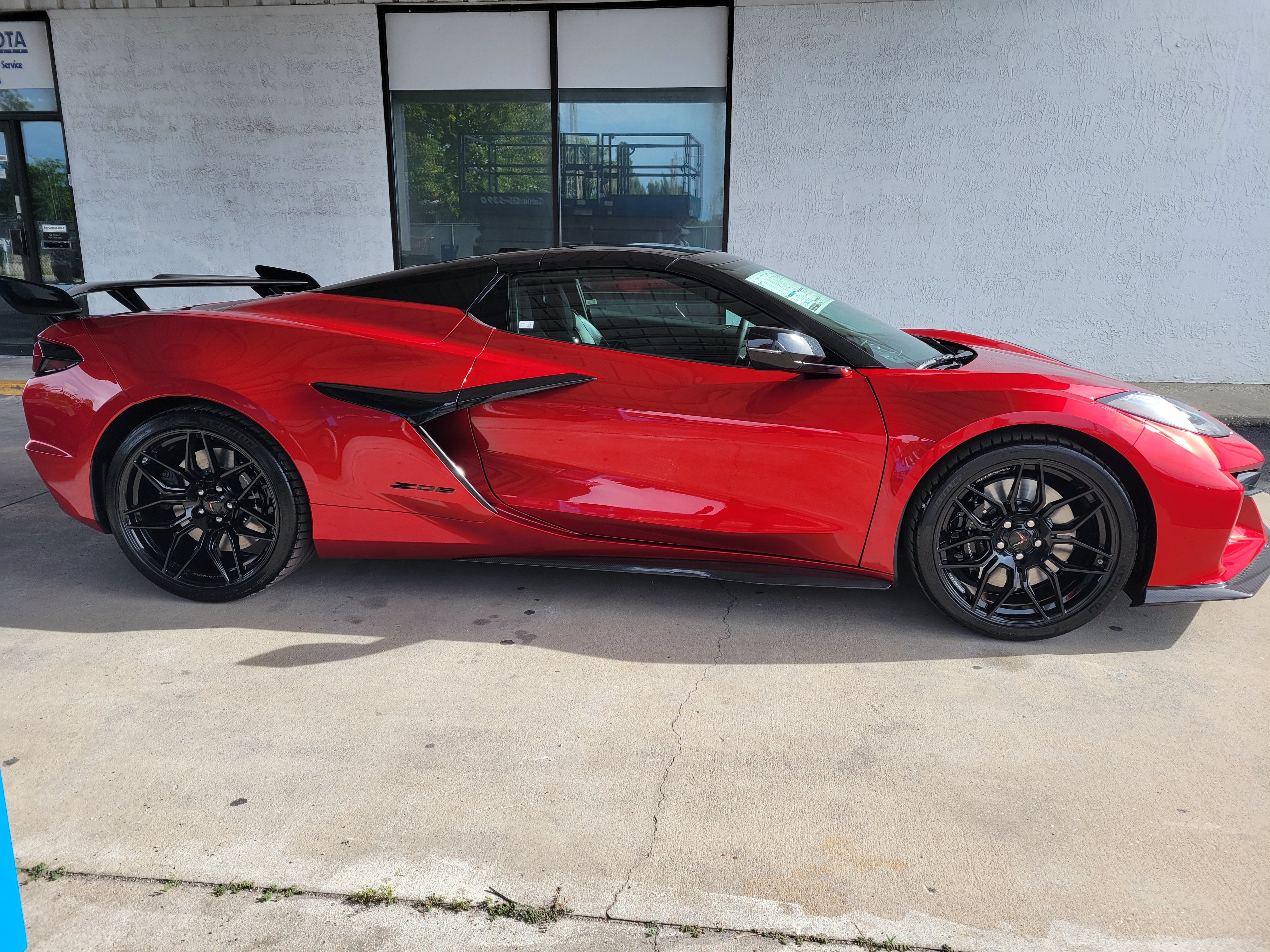 2027 Chevrolet Corvette Z06 2LZ