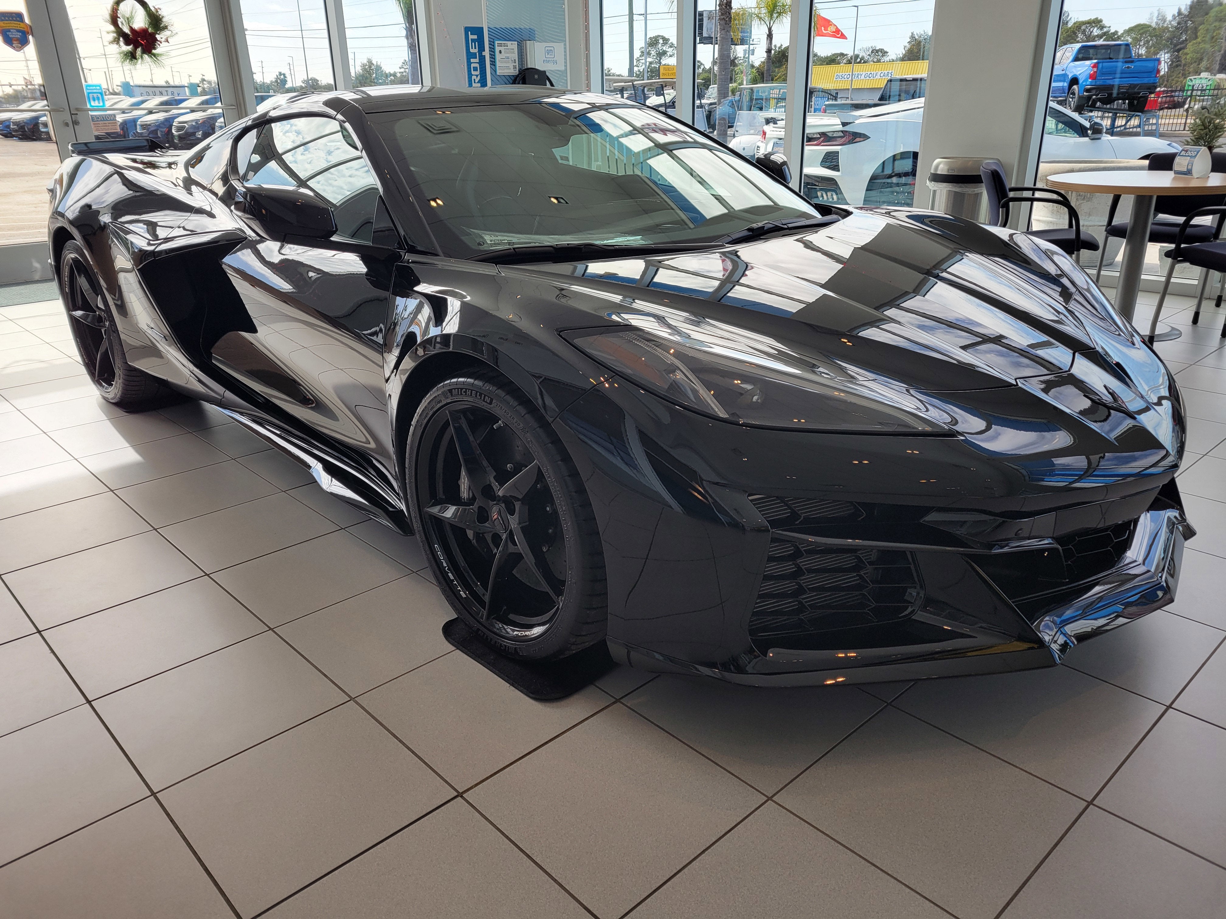 2026 Chevrolet Corvette E-Ray 2LZ