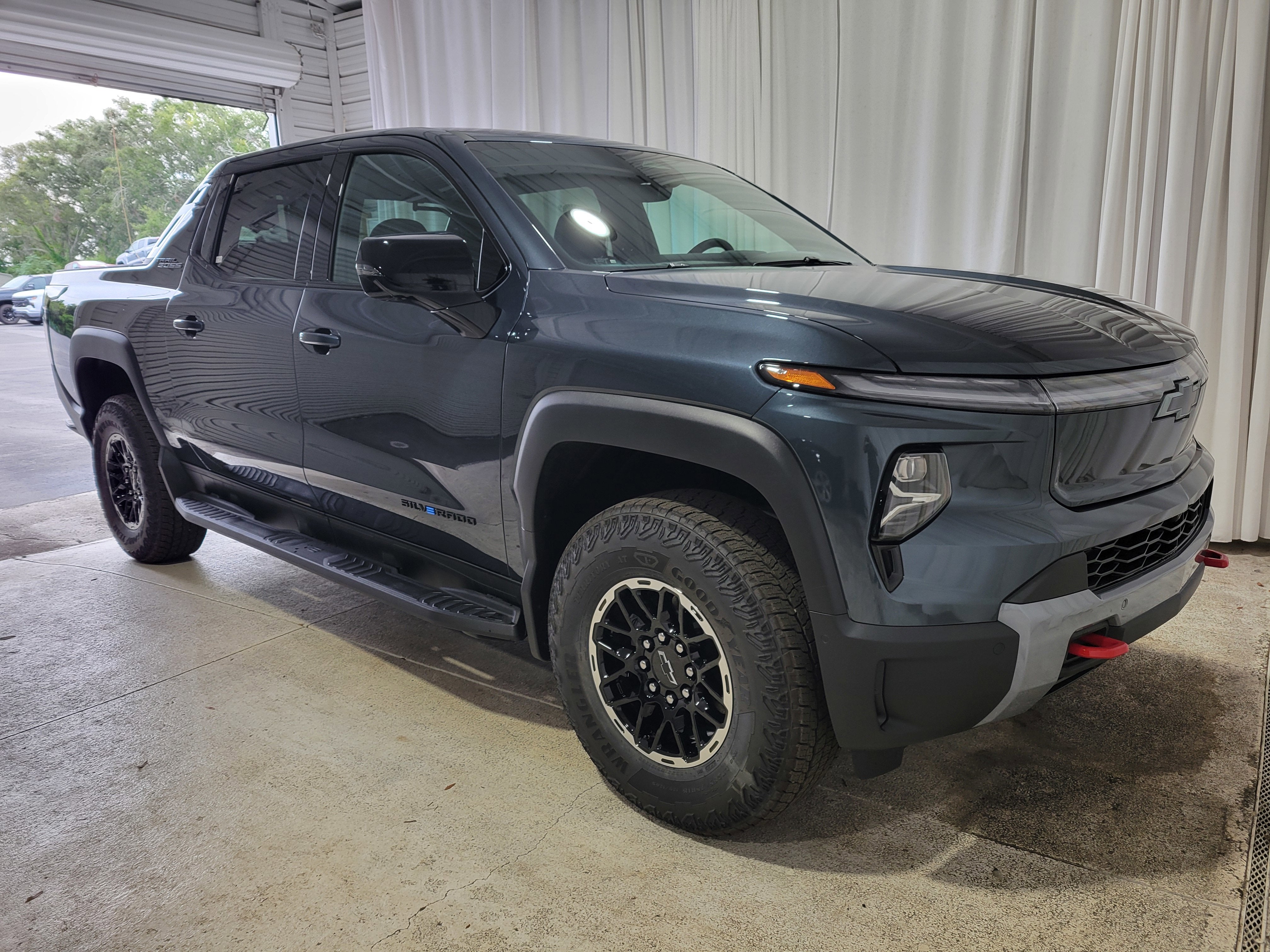 2026 Chevrolet Silverado EV Trail Boss - Max Range