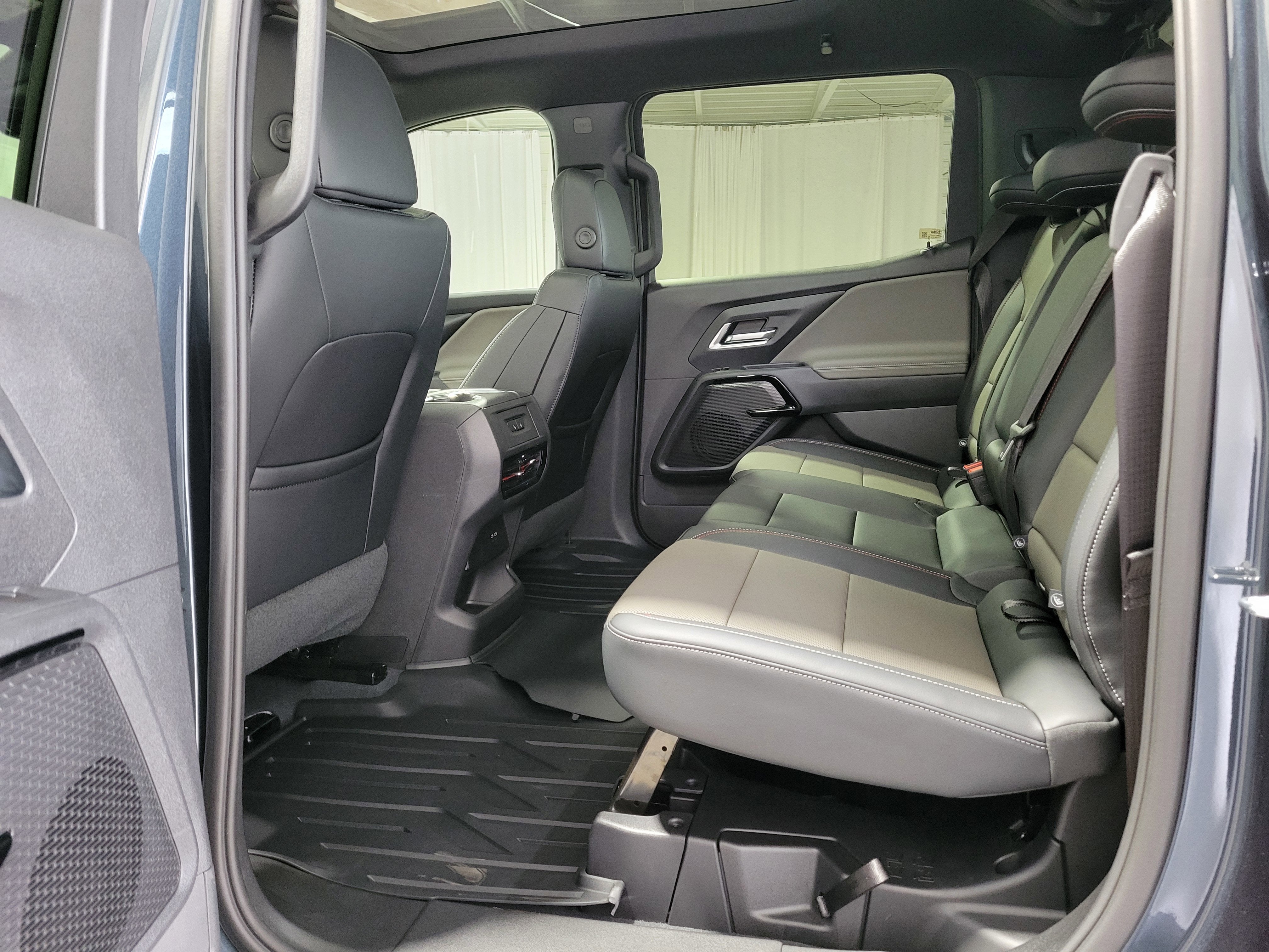 2026 Chevrolet Silverado EV Trail Boss - Max Range