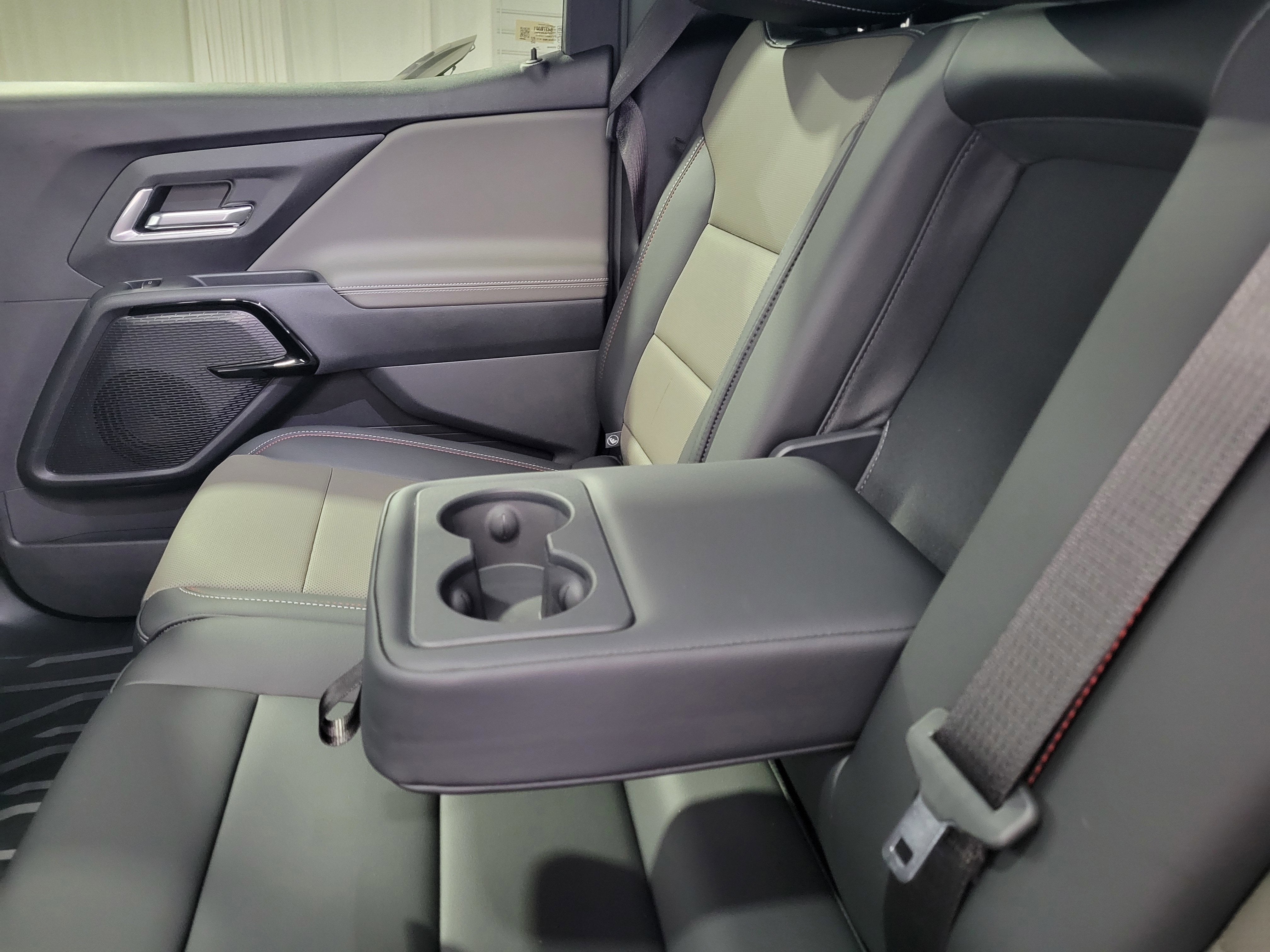 2026 Chevrolet Silverado EV Trail Boss - Max Range