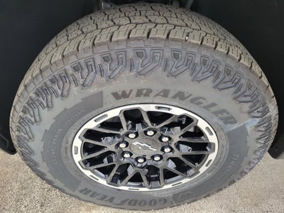 2026 Chevrolet Silverado EV Trail Boss - Max Range