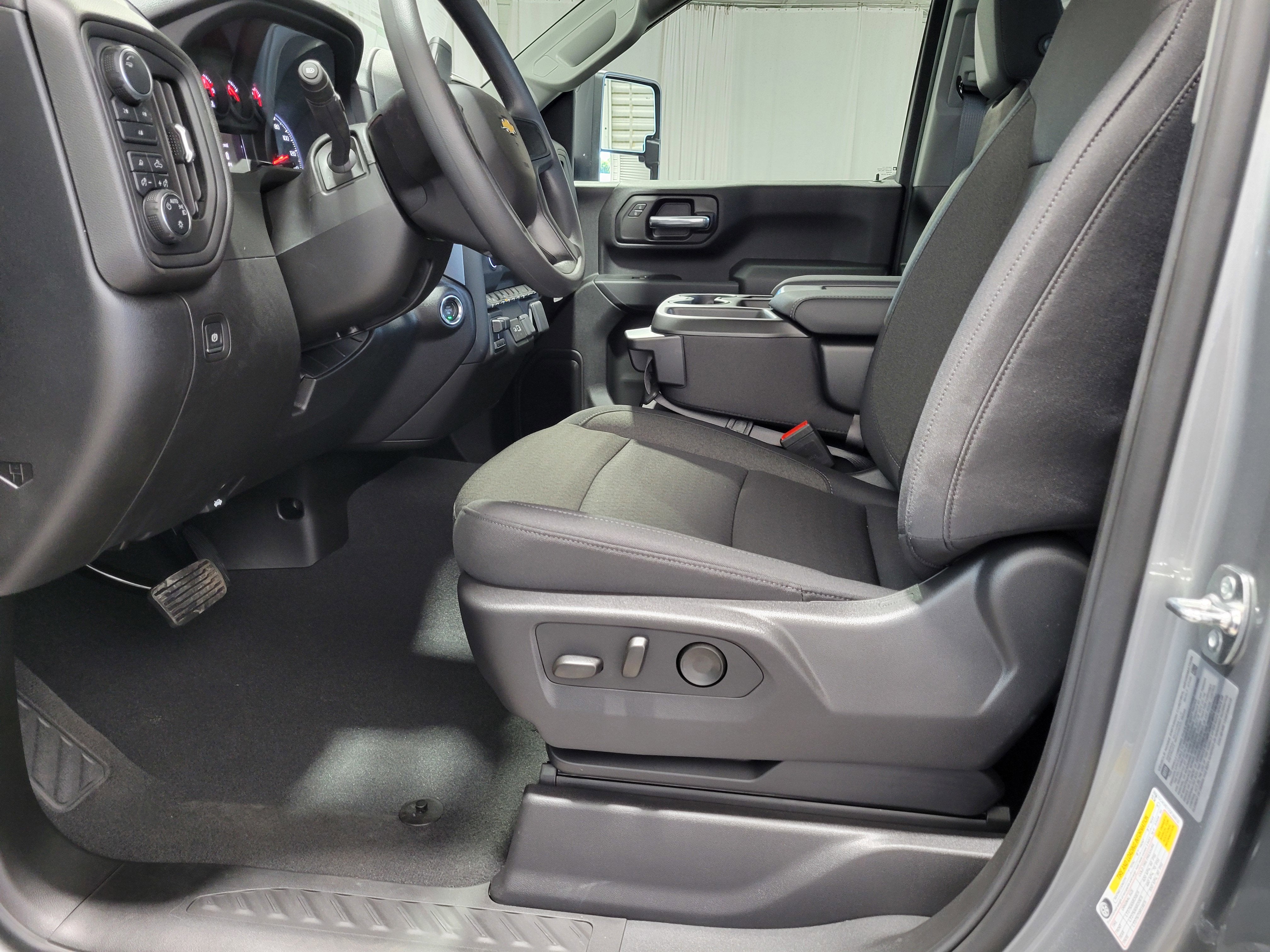 2025 Chevrolet Silverado 2500 HD Custom