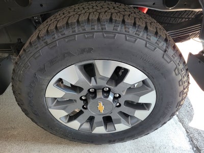 2025 Chevrolet Silverado 2500 HD Custom