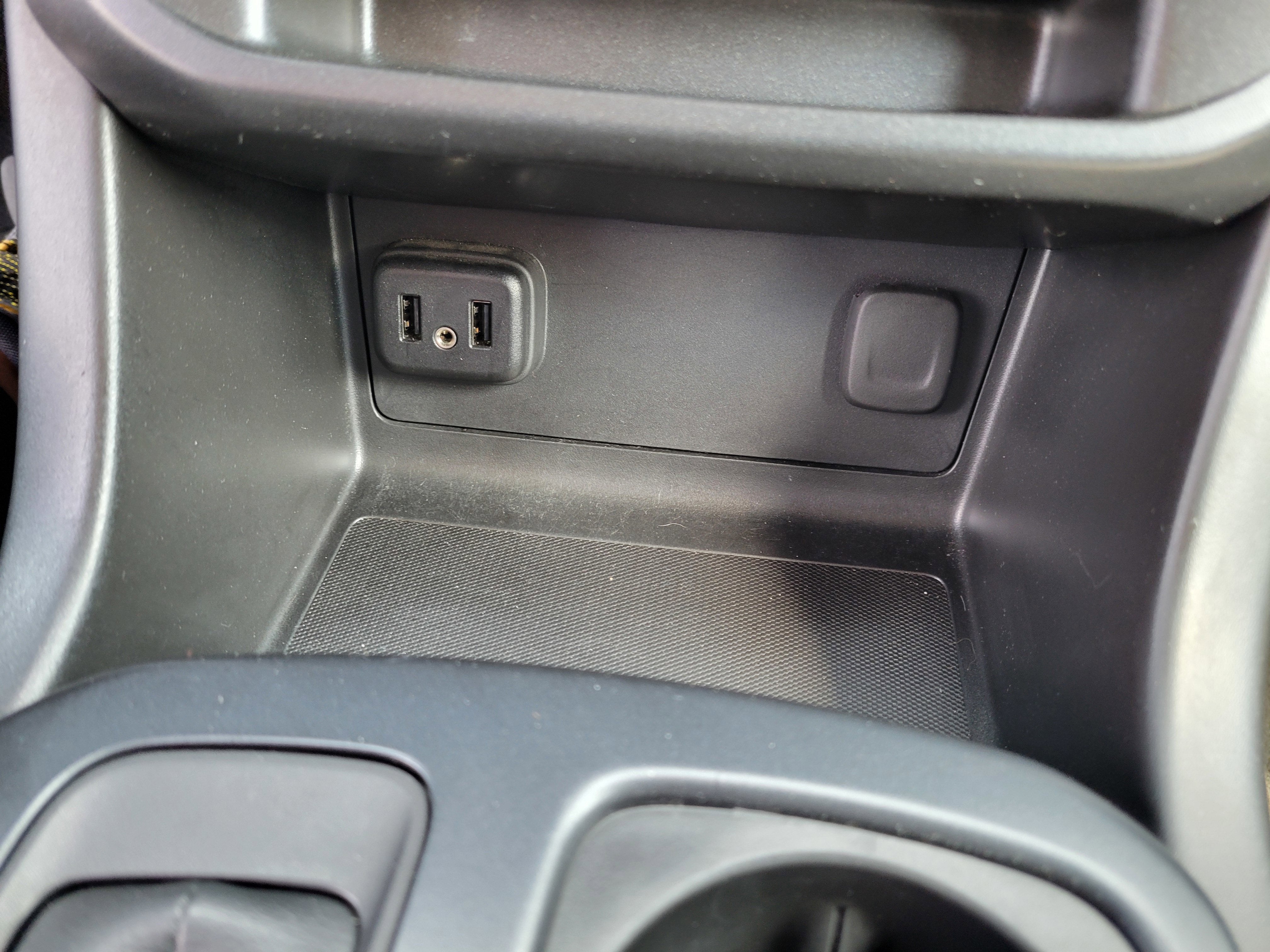 2022 Chevrolet Colorado WT