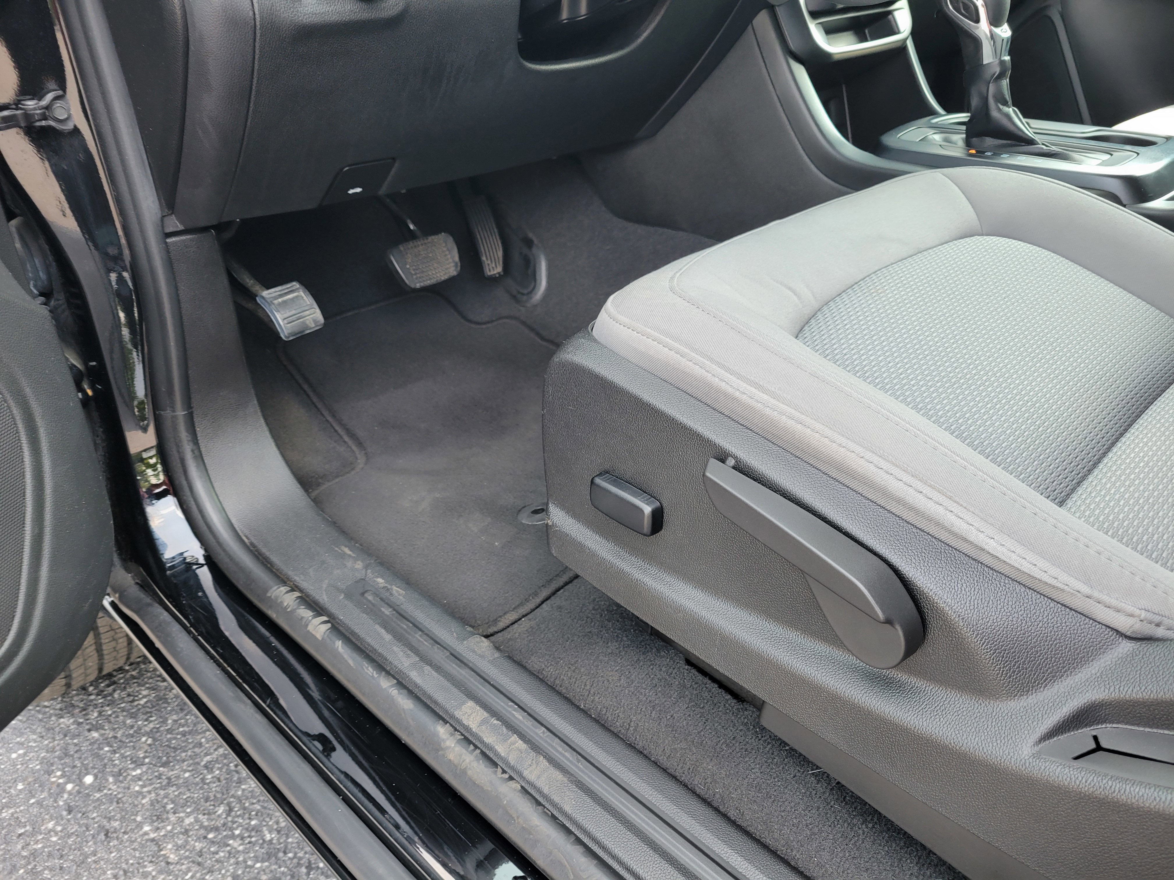 2022 Chevrolet Colorado WT