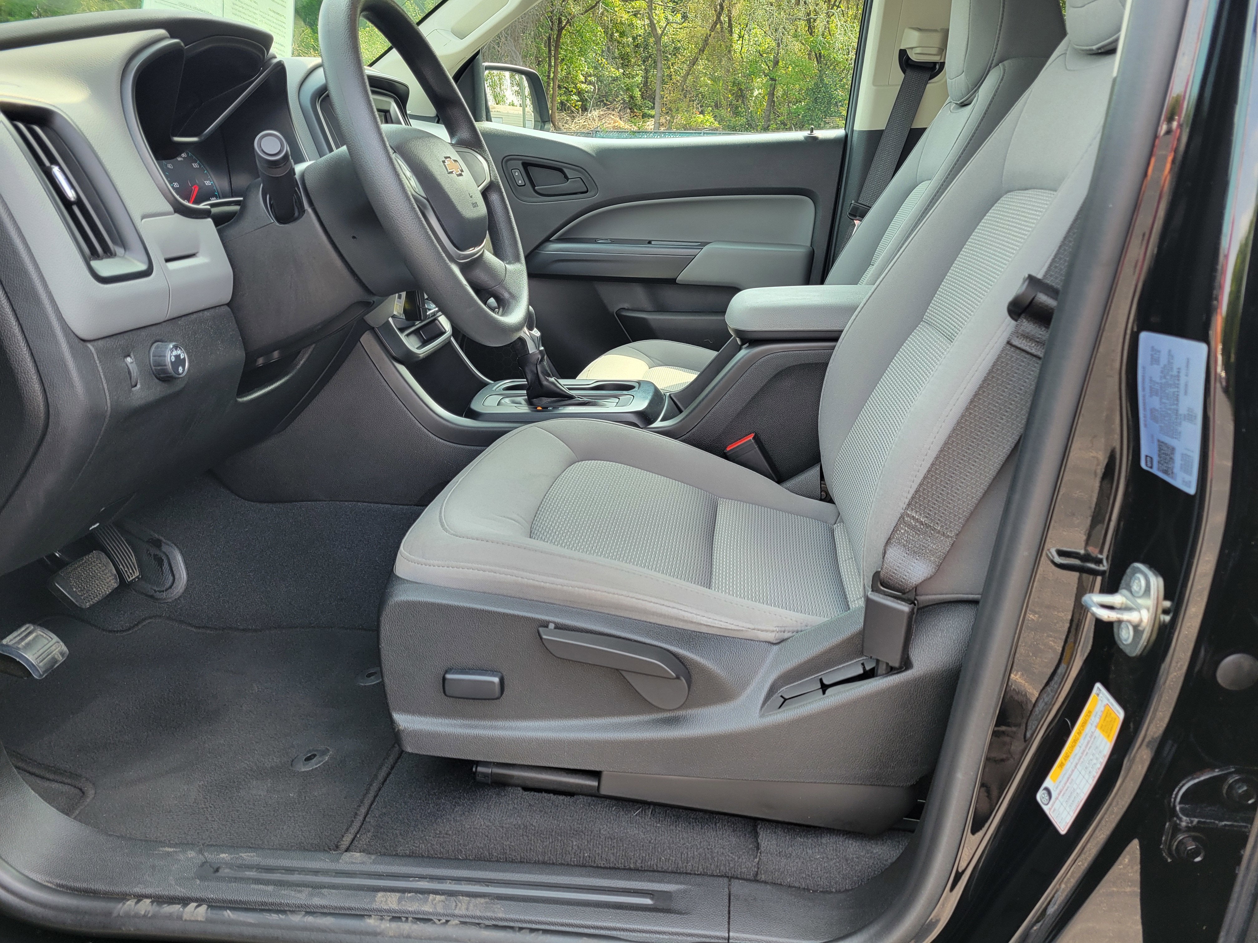 2022 Chevrolet Colorado WT