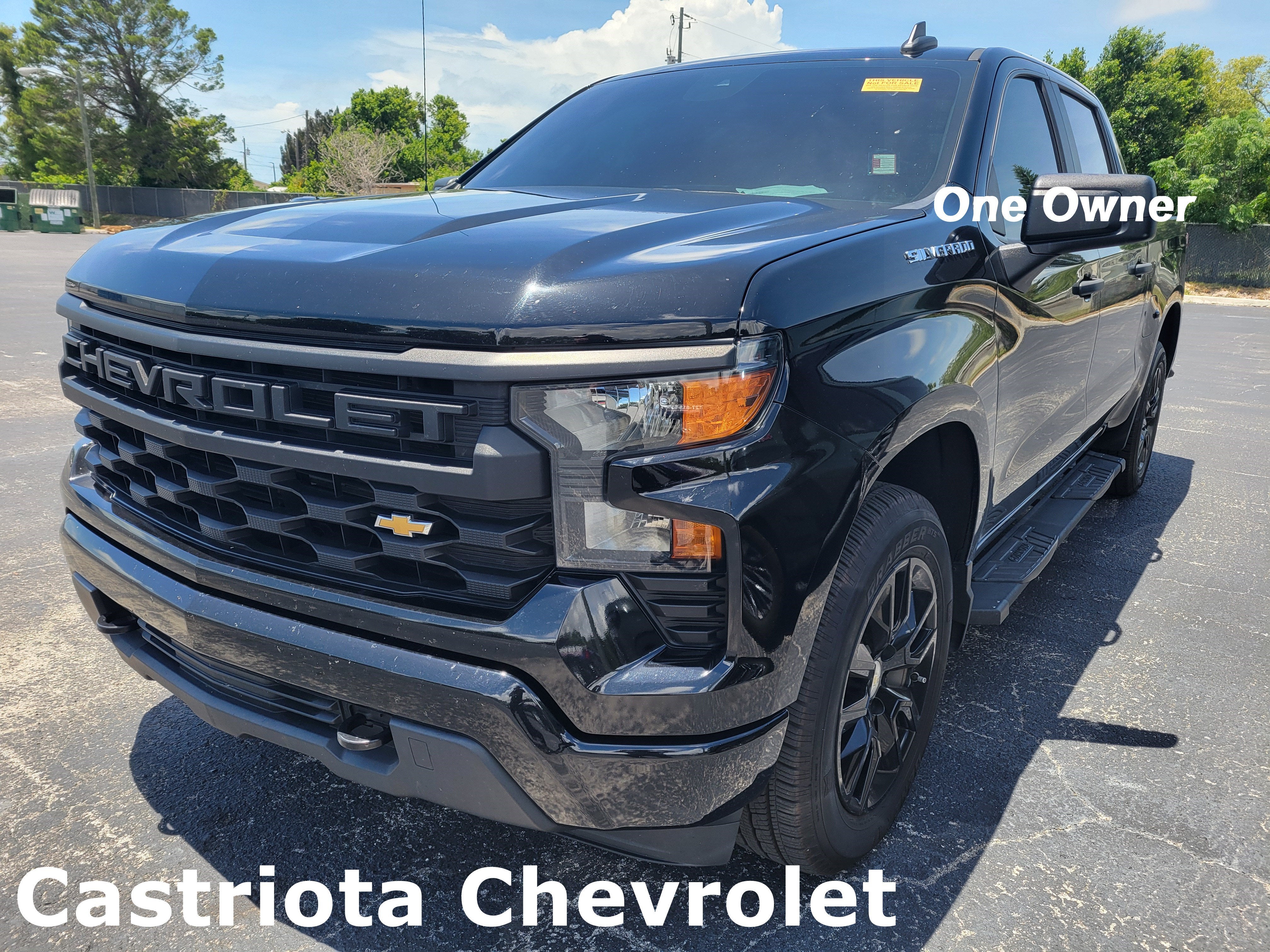 2022 Chevrolet Silverado 1500 Custom