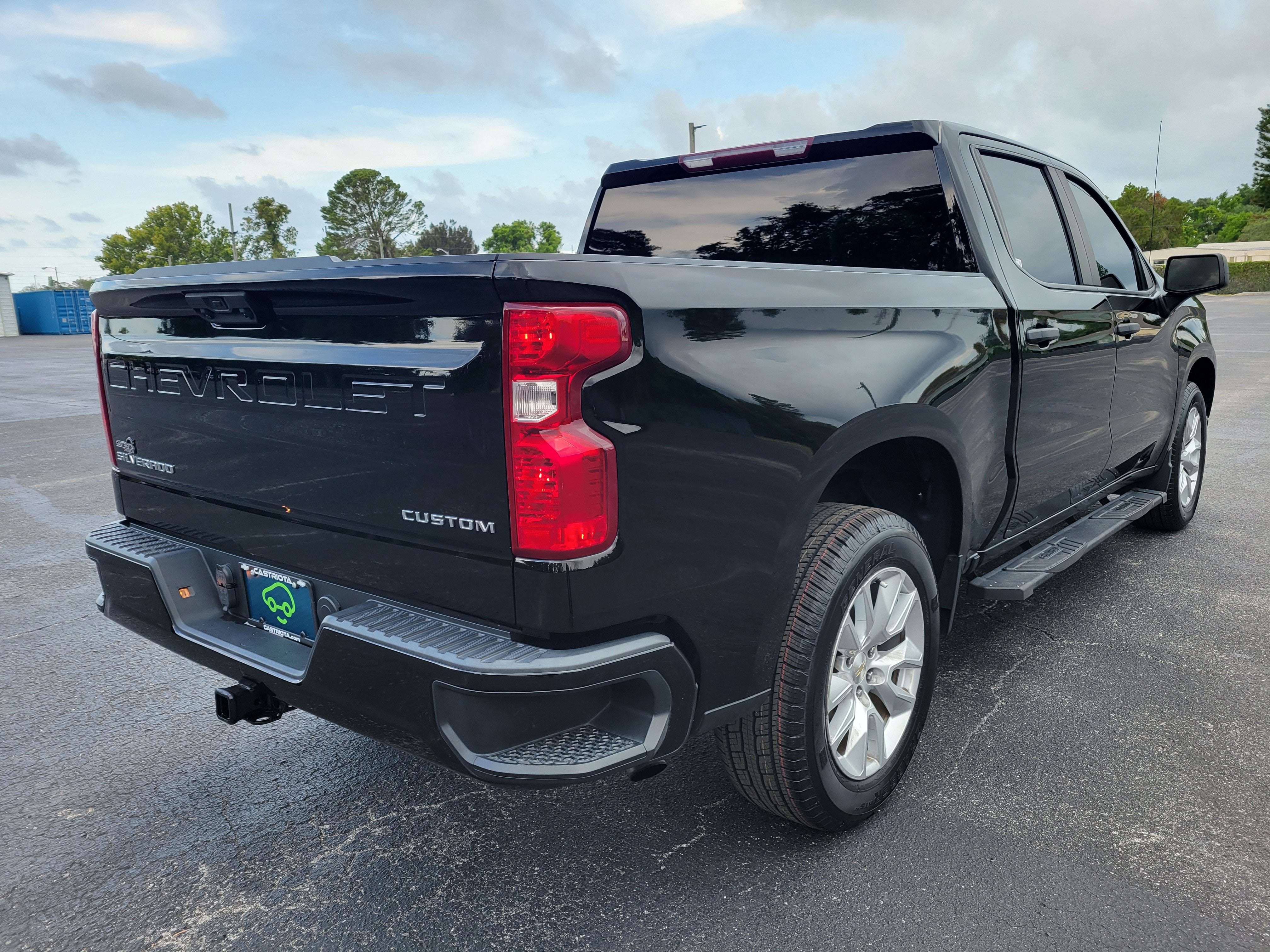 2022 Chevrolet Silverado 1500 Custom
