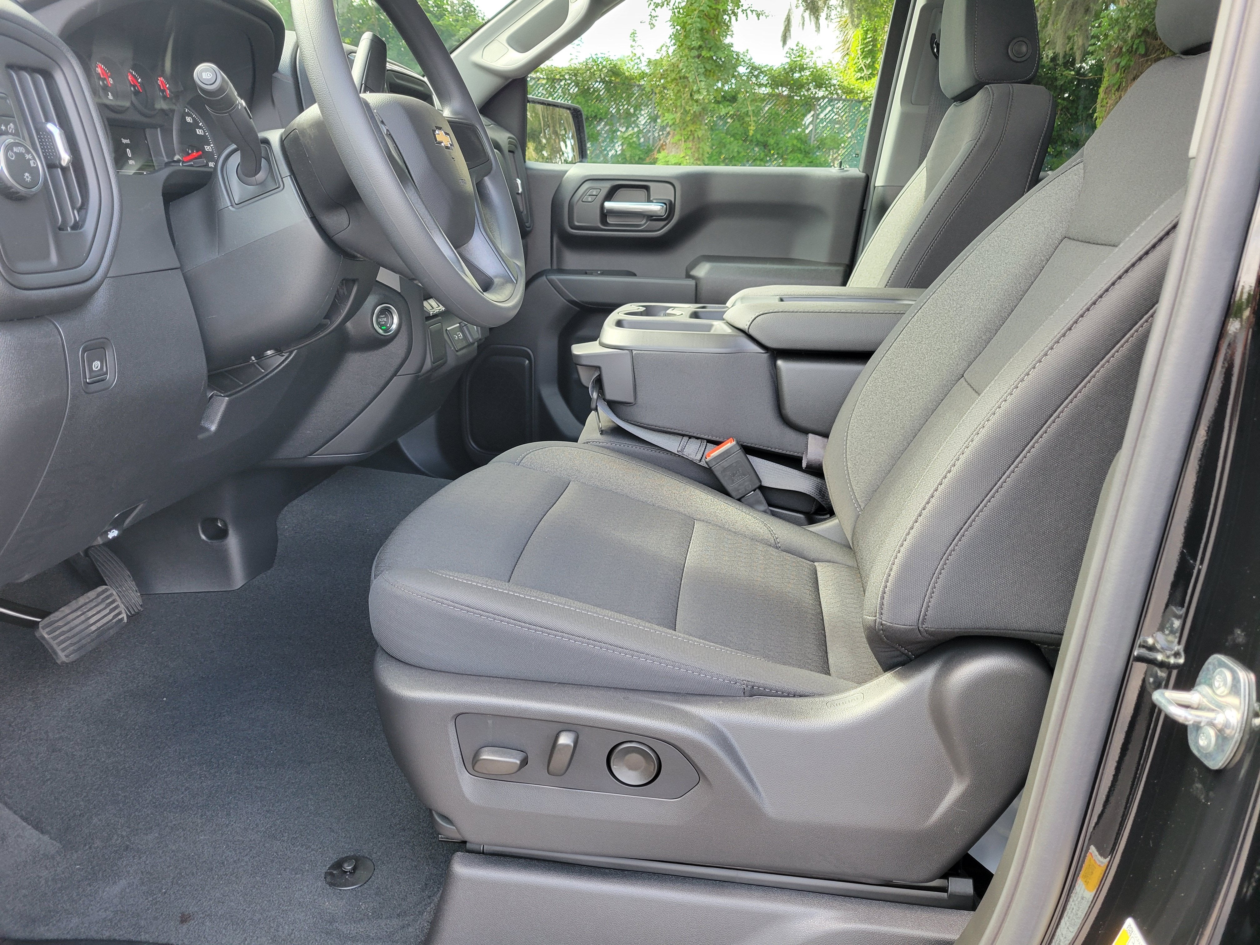 2026 Chevrolet Silverado 1500 Custom - Photo 31