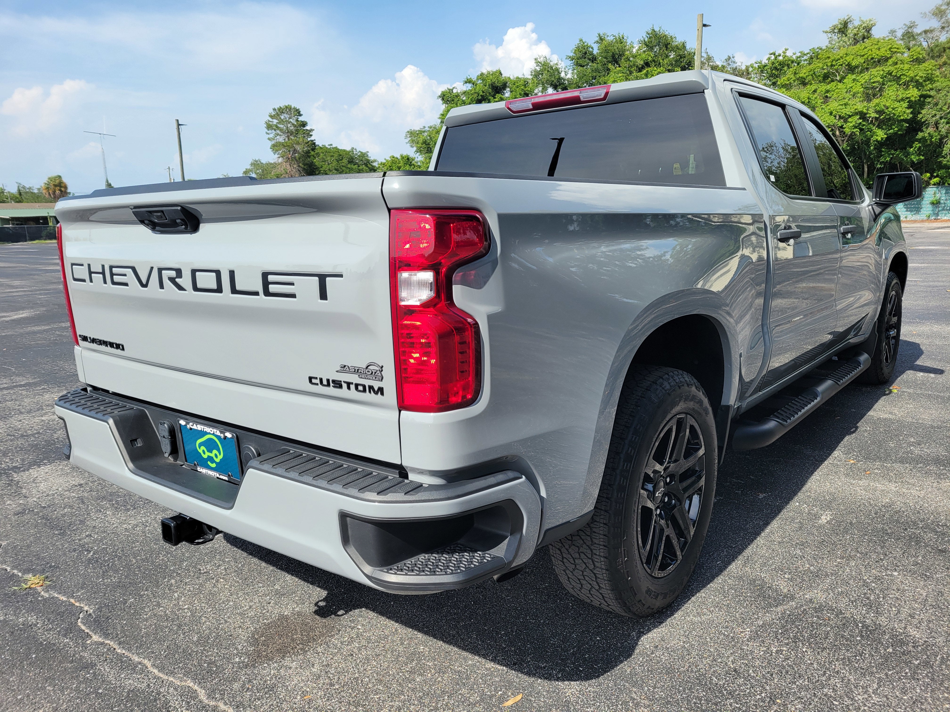 2024 Chevrolet Silverado 1500 Custom