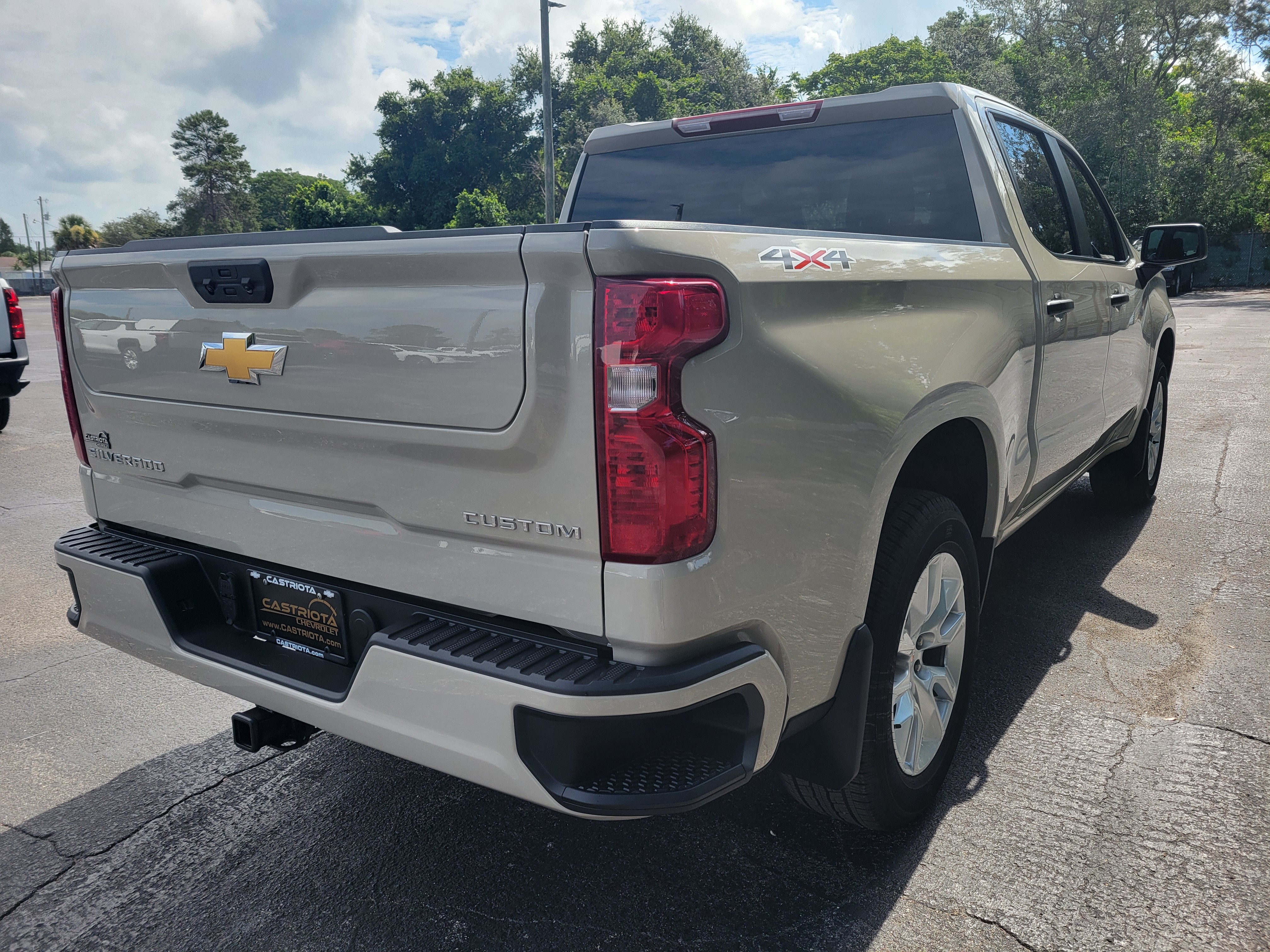 2026 Chevrolet Silverado 1500 Custom