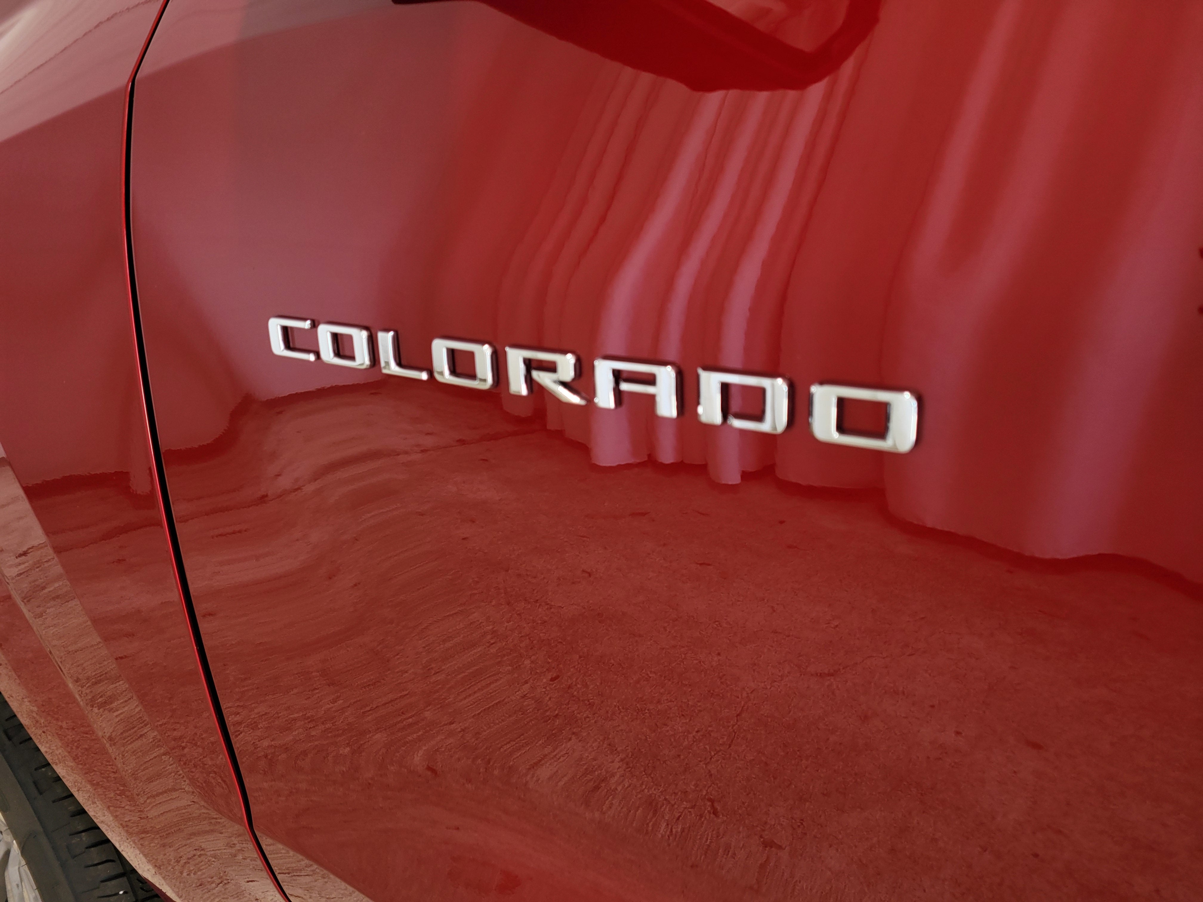 2025 Chevrolet Colorado WT/LT
