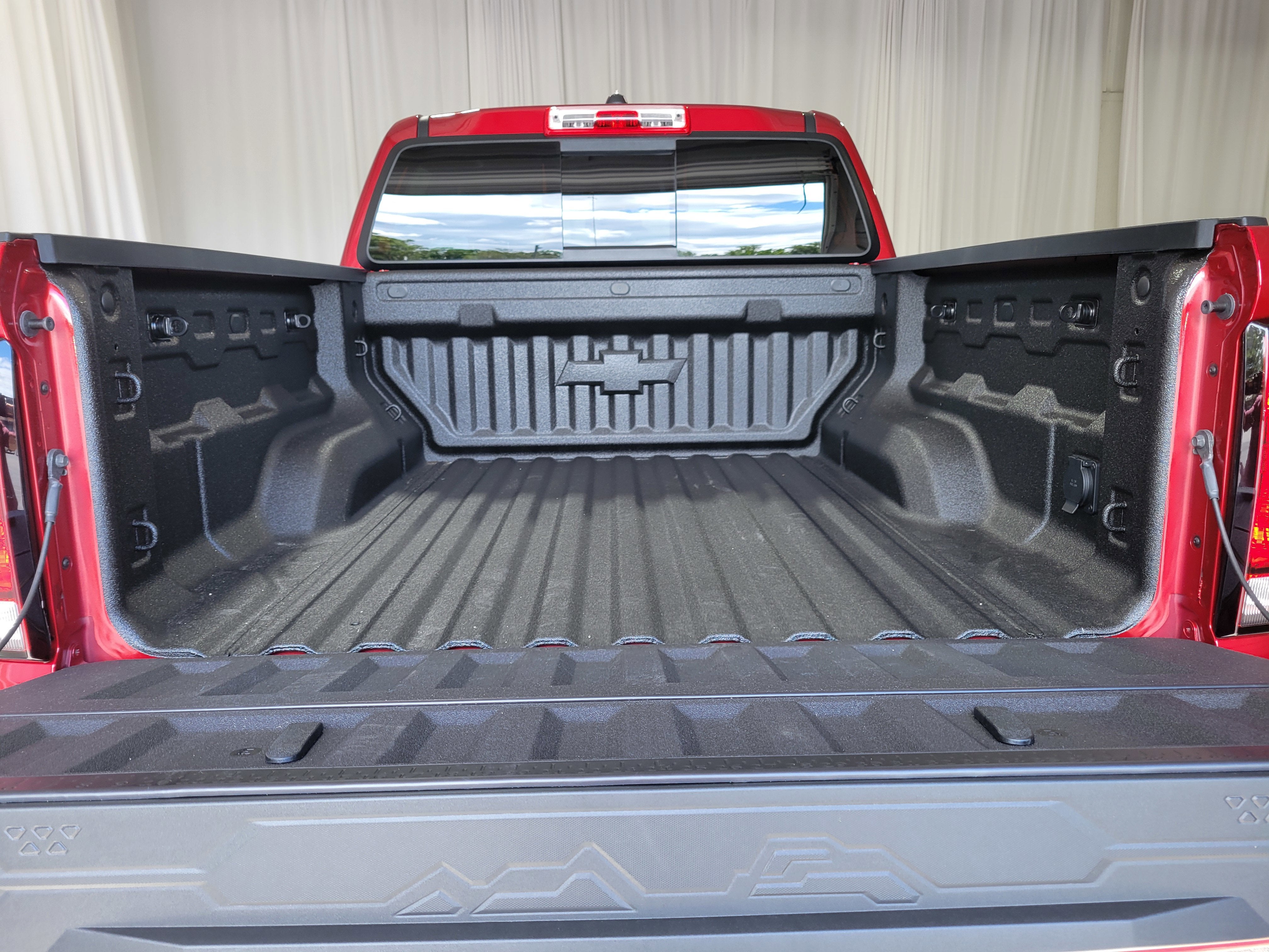 2025 Chevrolet Colorado WT/LT